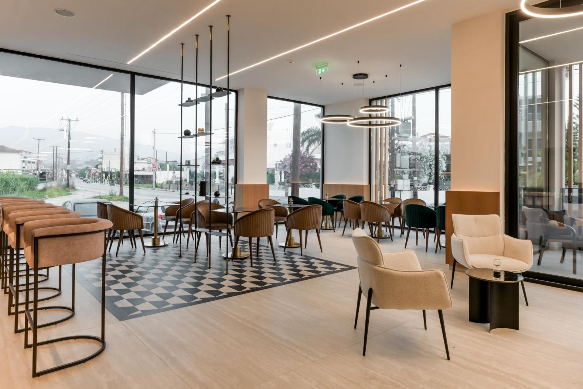 Canadian Hotel - Photo 112