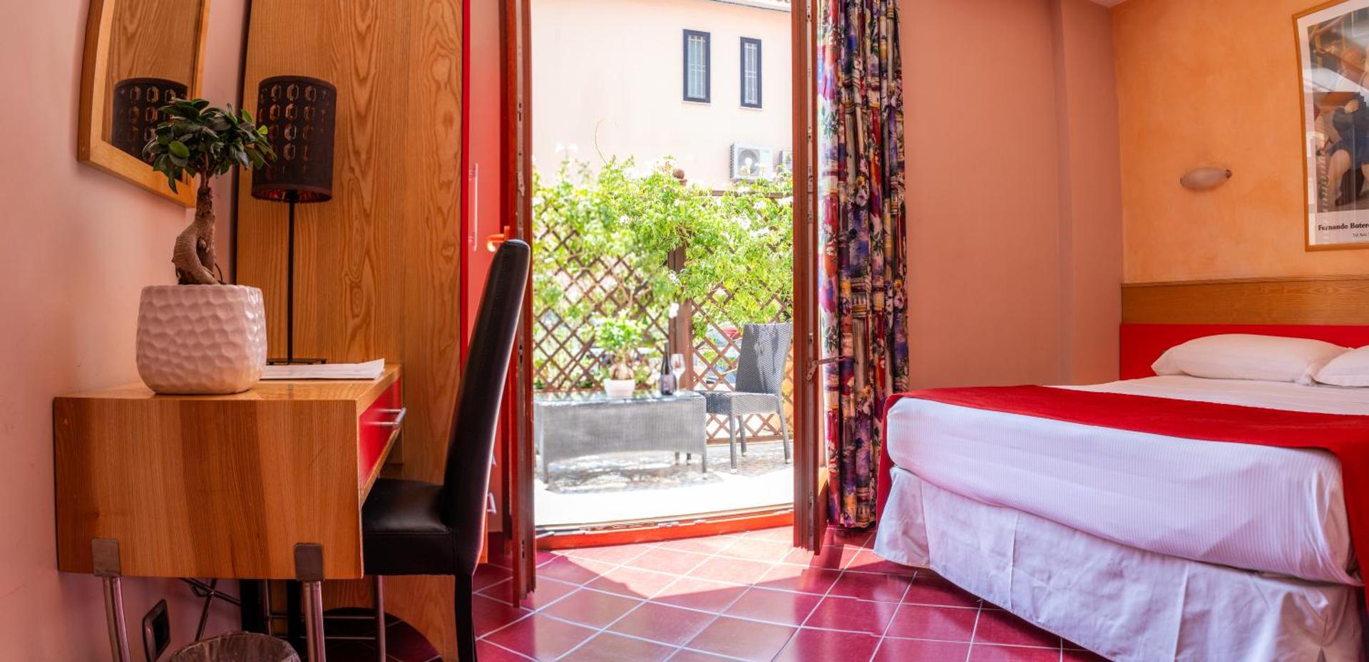 Hotel Diana - Photo 65