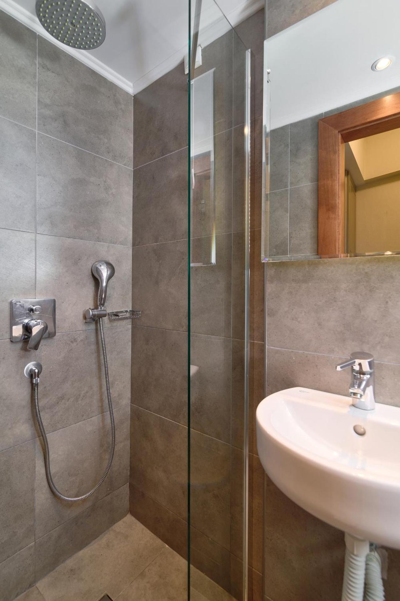 Fedriades Delphi Hotel - Photo 40