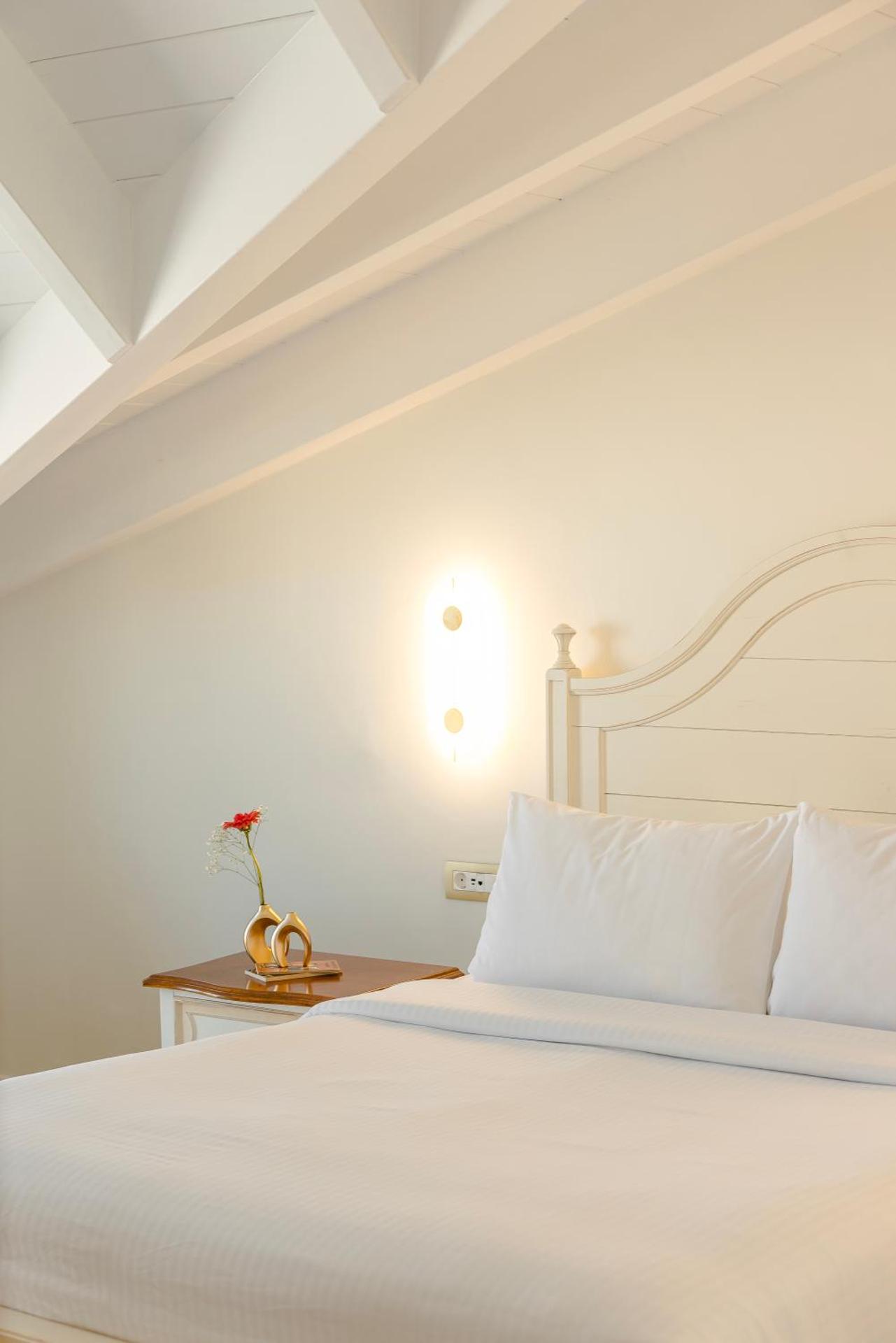 Alley Boutique Hotel and Spa - Photo 63