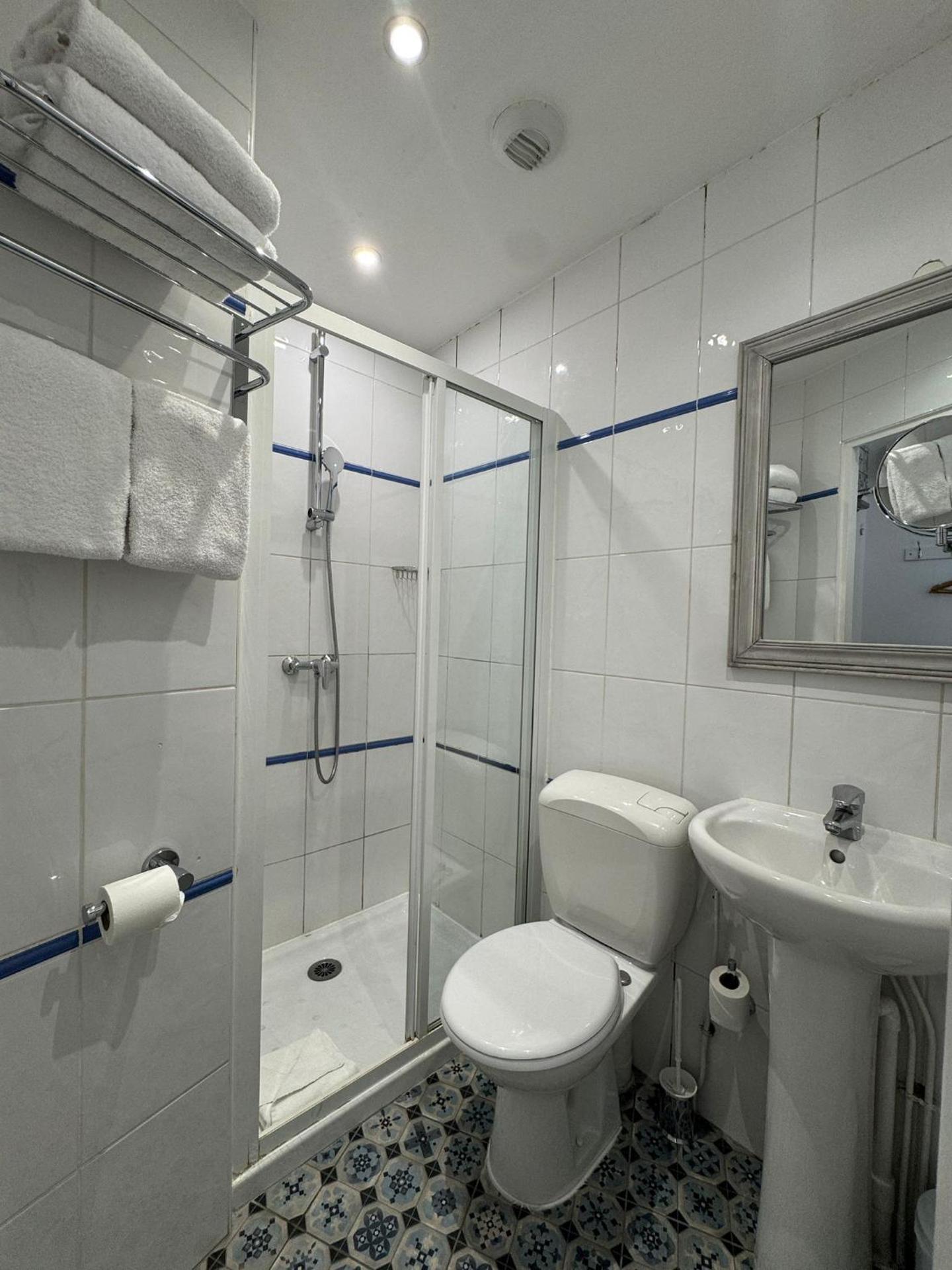 Le Regent Montmartre by Hiphophostels - Photo 2