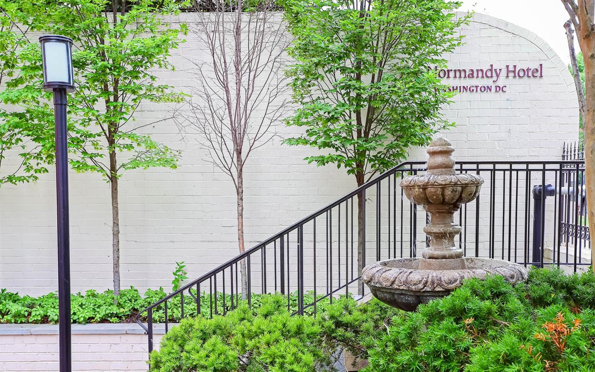 The Normandy Hotel - Photo 22