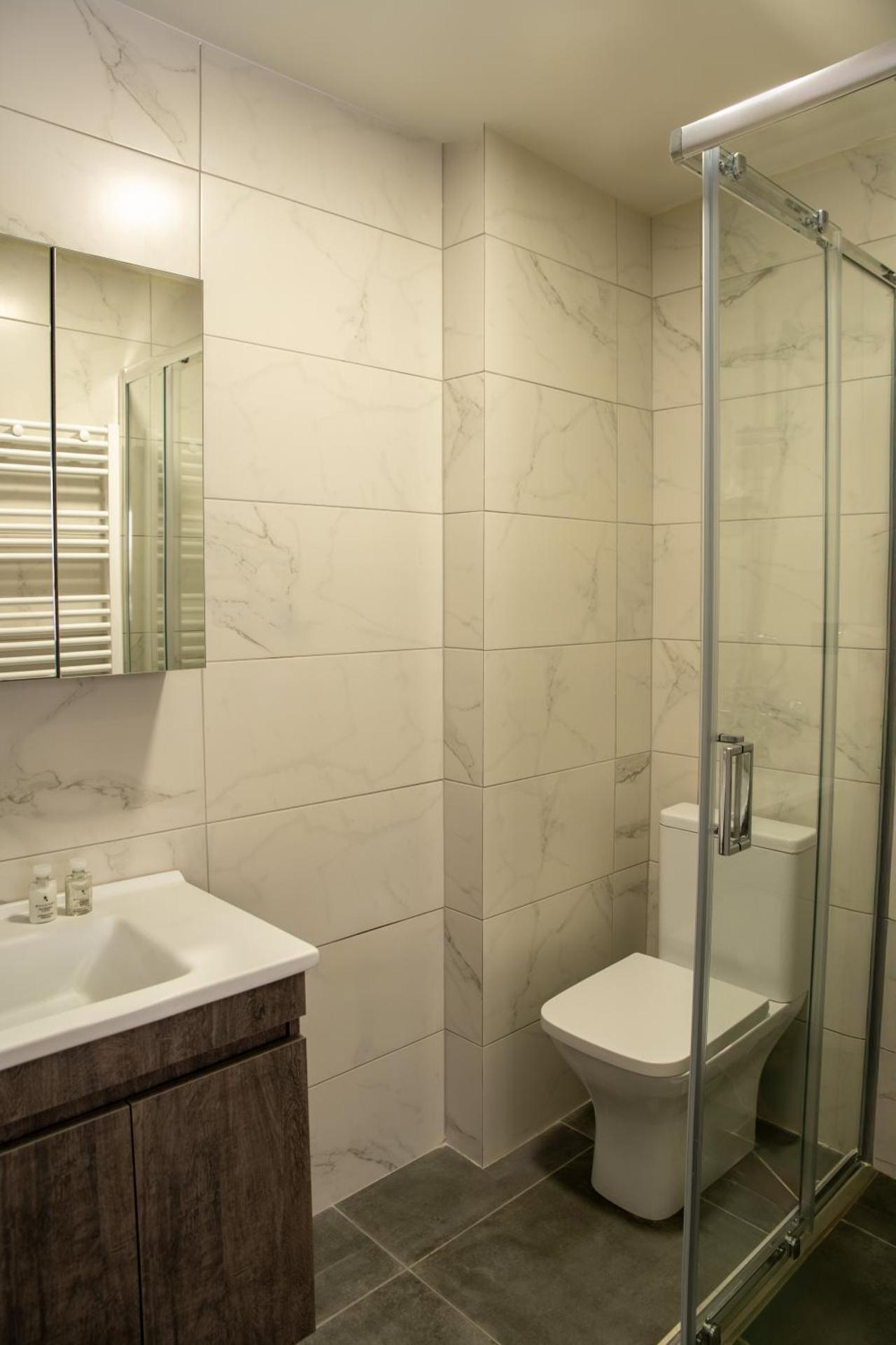 Nuvia UrbanStay Piraeus Apartments - Photo 15