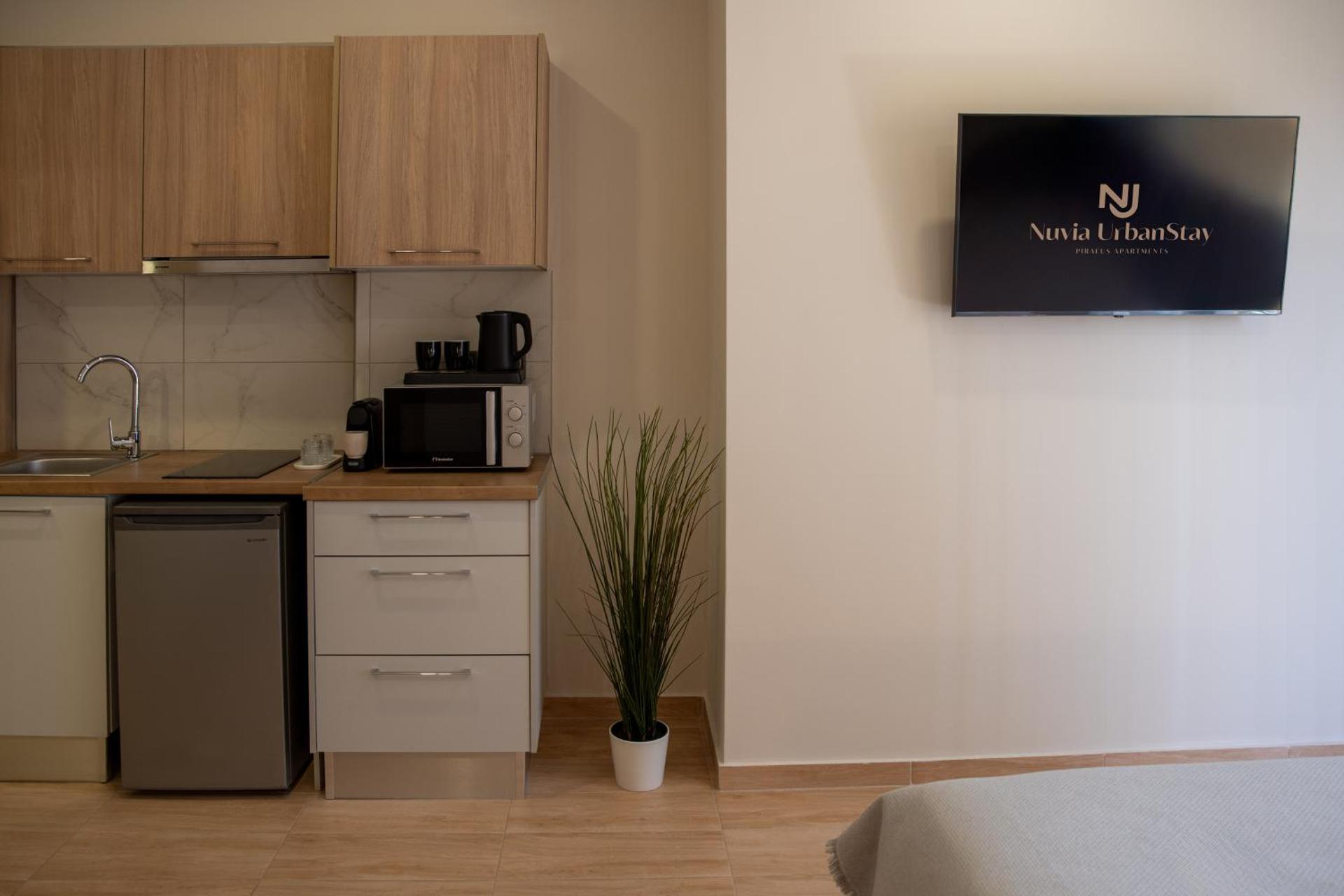 Nuvia UrbanStay Piraeus Apartments - Photo 9