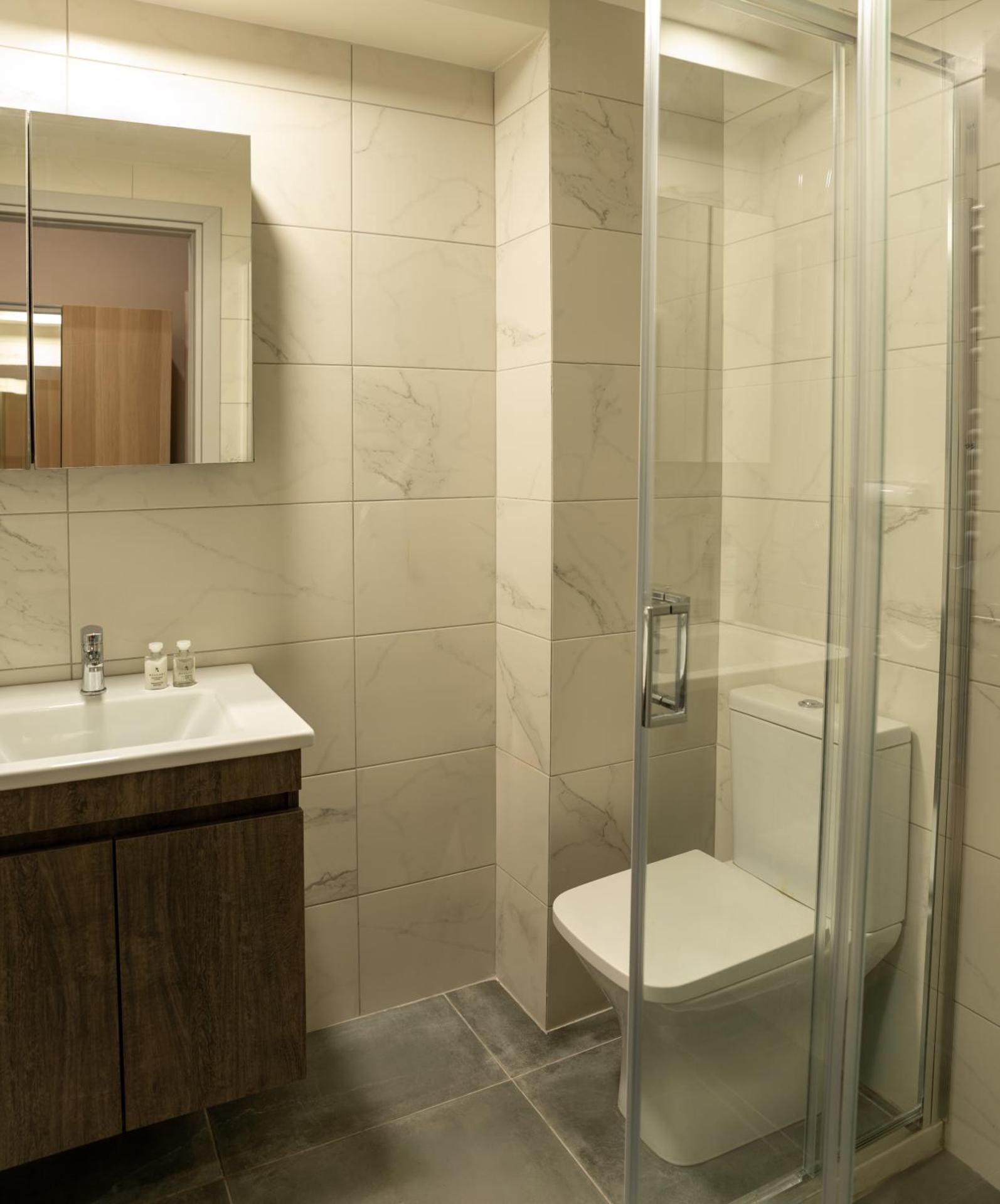 Nuvia UrbanStay Piraeus Apartments - Photo 12