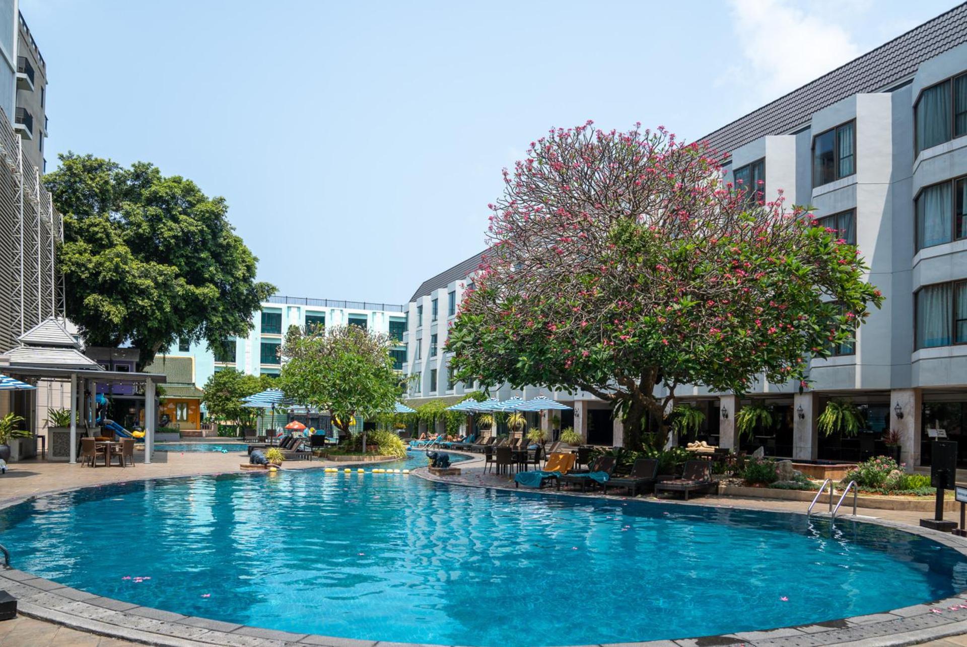 The Bayview Hotel Pattaya - Photo 72