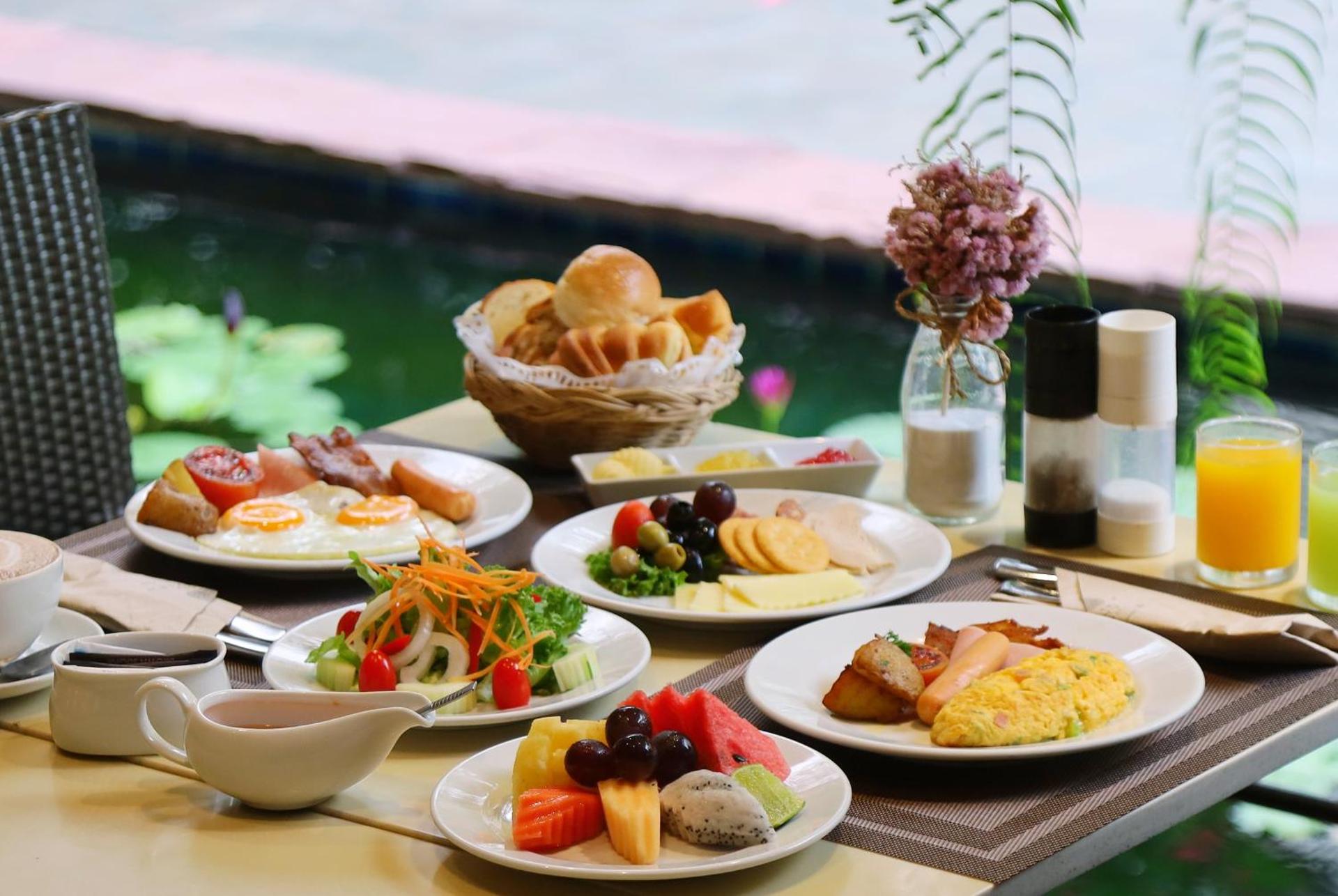 The Bayview Hotel Pattaya - Photo 132