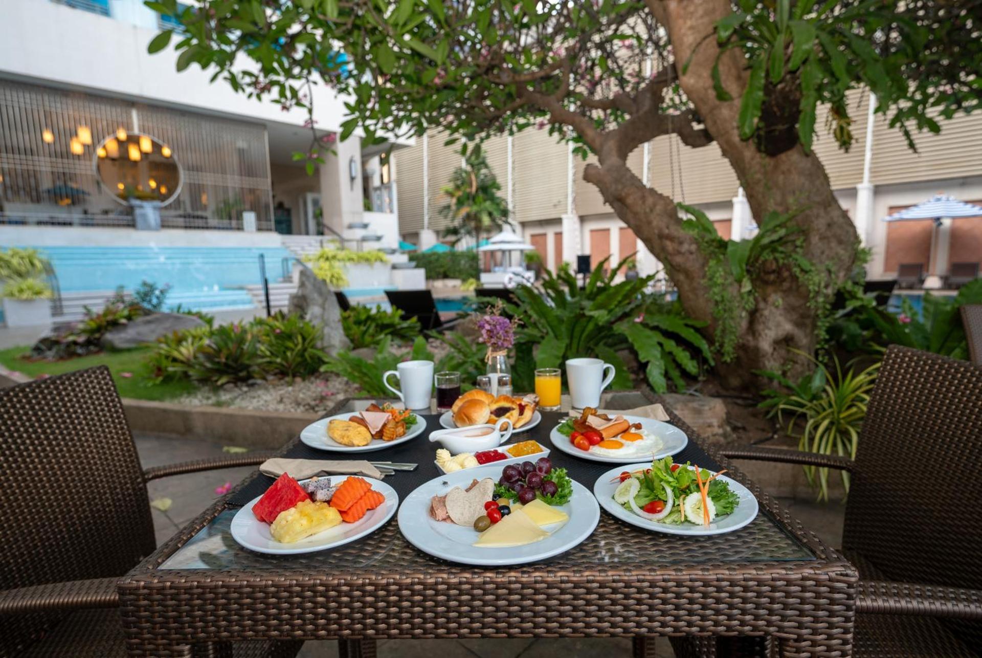 The Bayview Hotel Pattaya - Photo 134