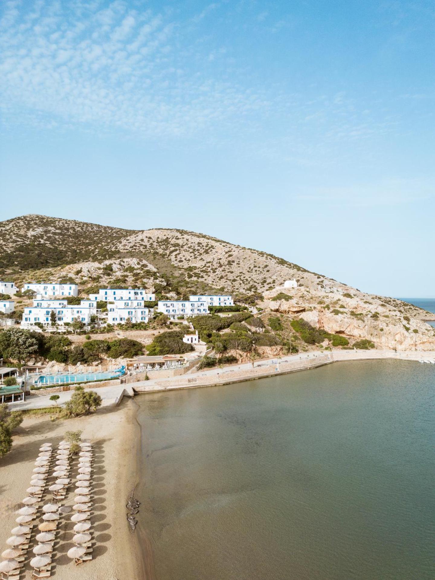 Dolphin Bay Seaside Resort & Suites - Photo 40