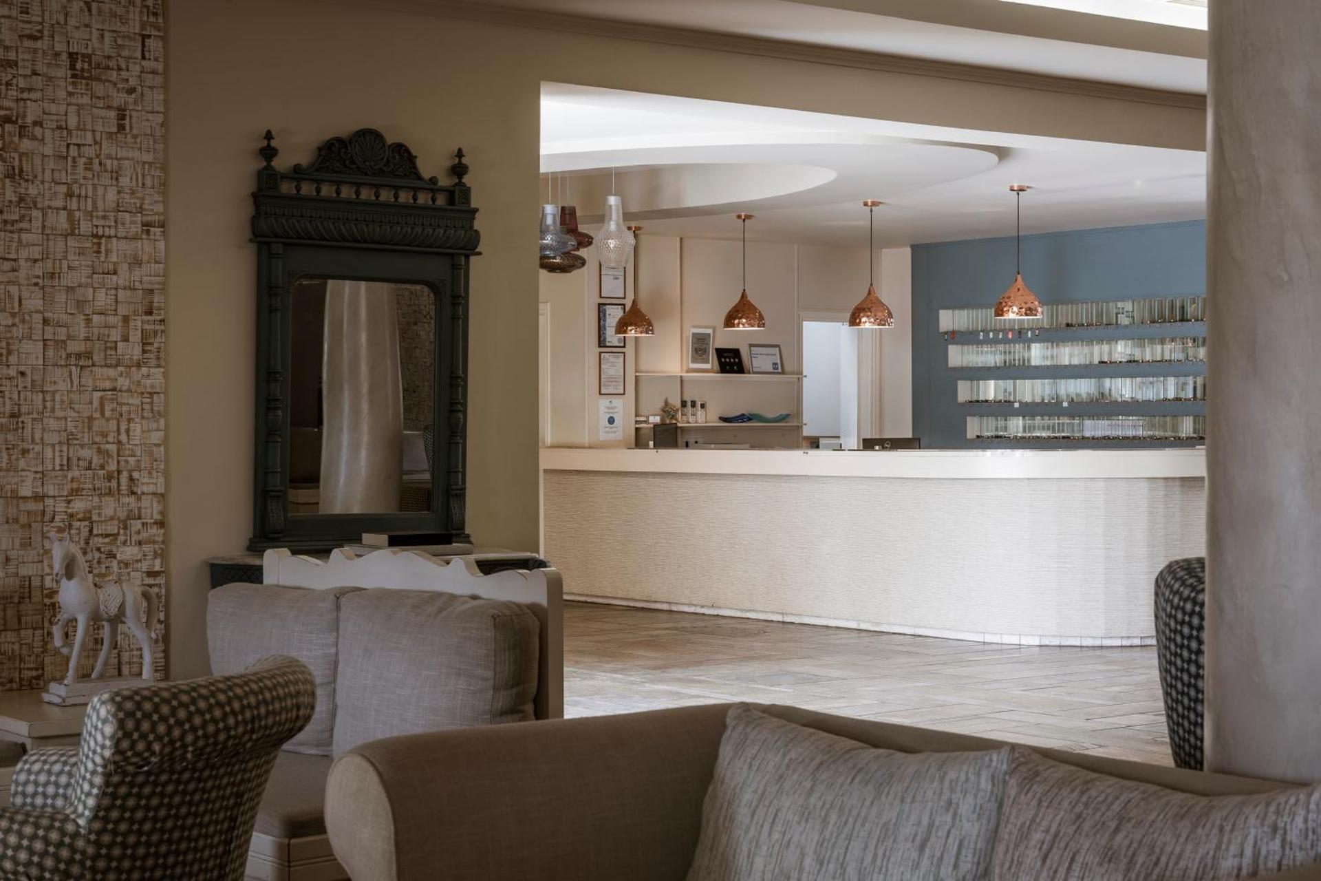 Dolphin Bay Seaside Resort & Suites - Photo 33