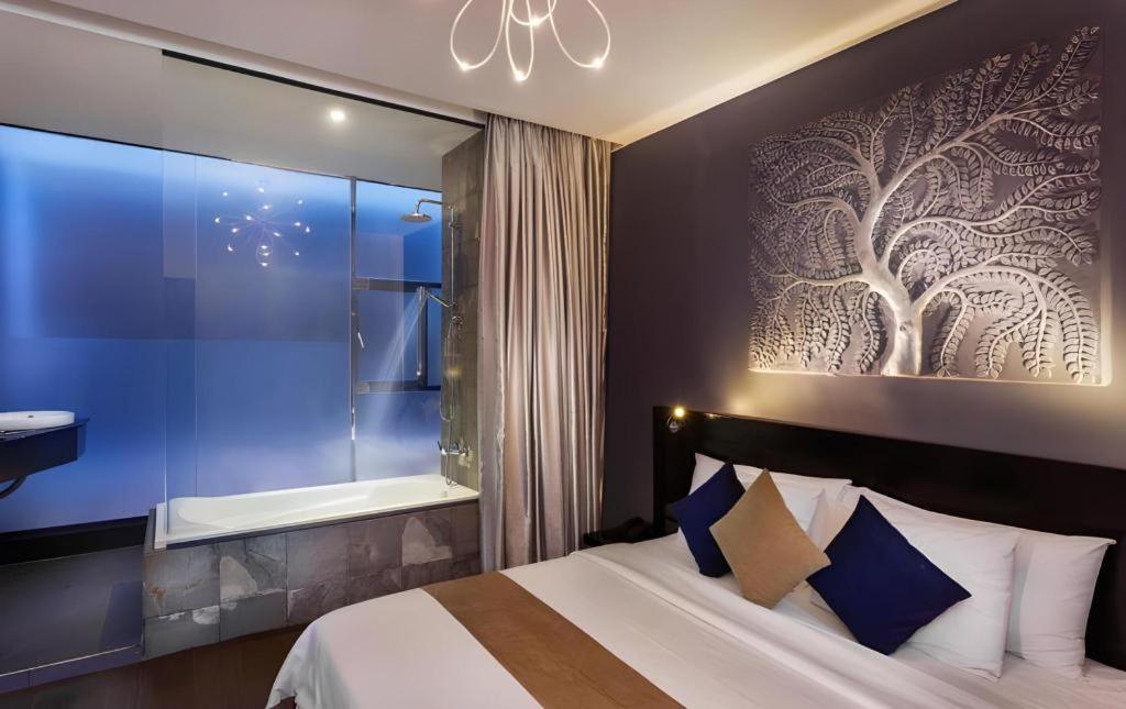 De Art Hotel - Photo 65