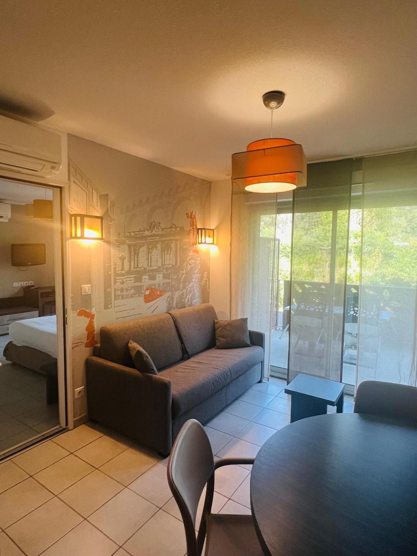 Lagrange Aparthotel Montpellier Millénaire - Photo 4