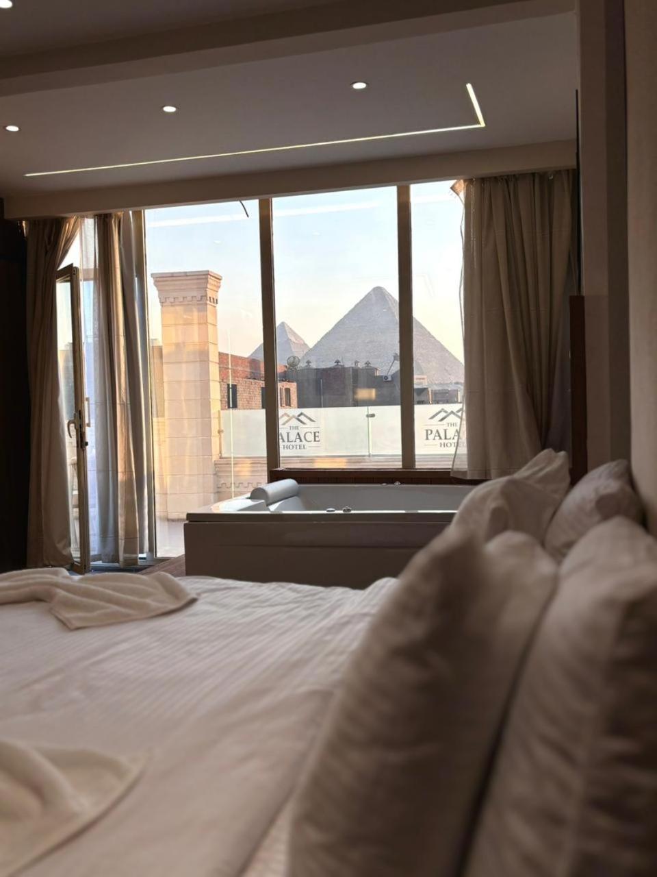 The Palace Pyramids View Hotel - Photo 6