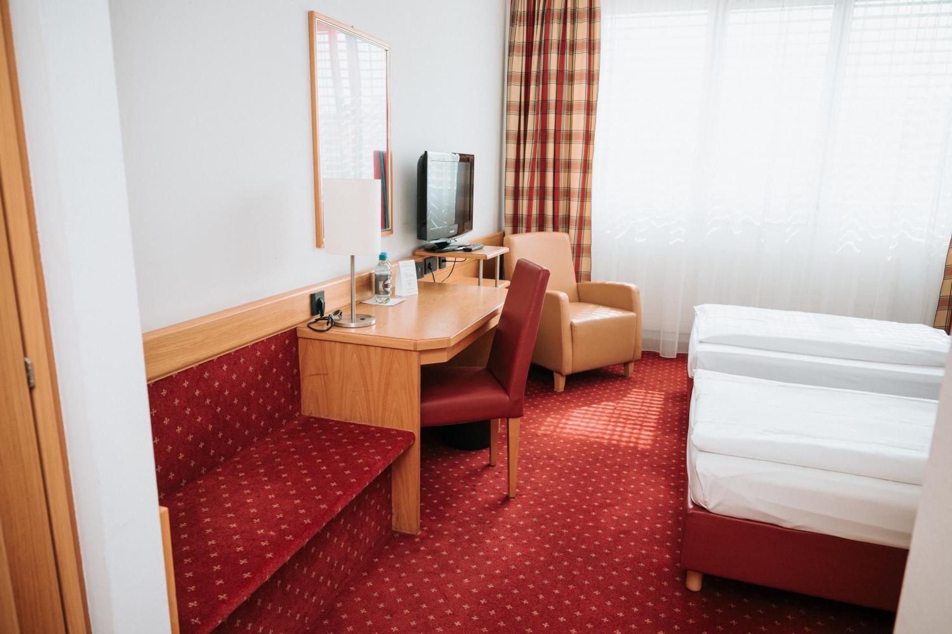 Feringapark Hotel by Coffee Fellows Hotels - Photo 5