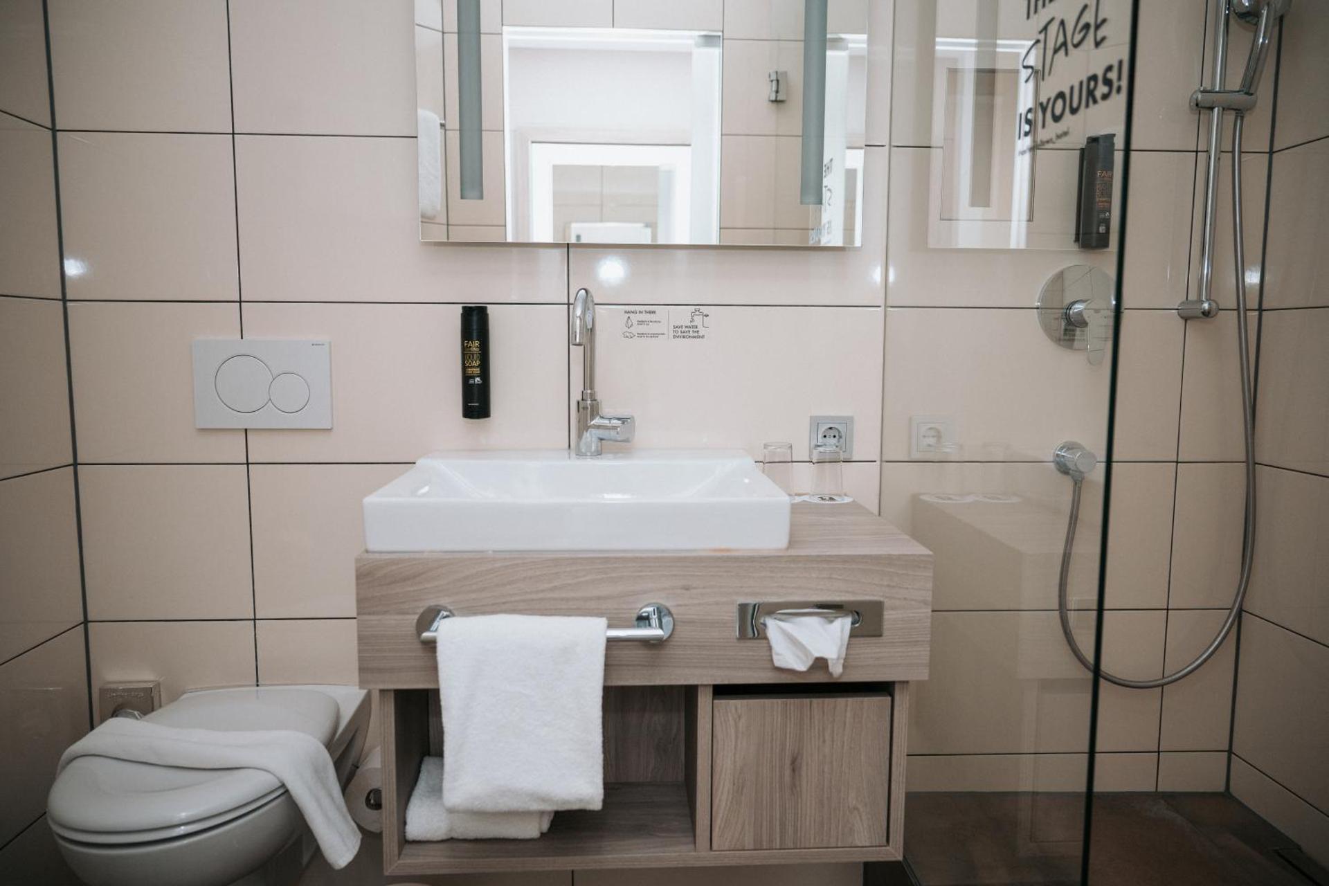 Feringapark Hotel by Coffee Fellows Hotels - Photo 23