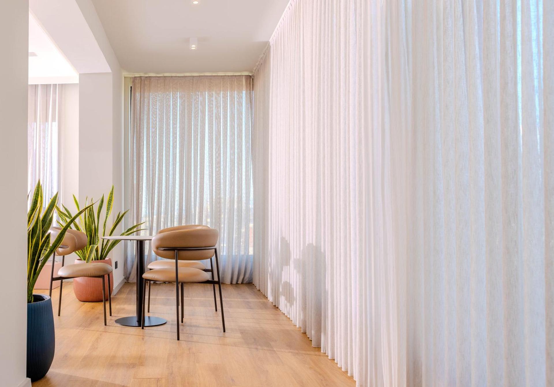 Si Hotel Tirana - Photo 10