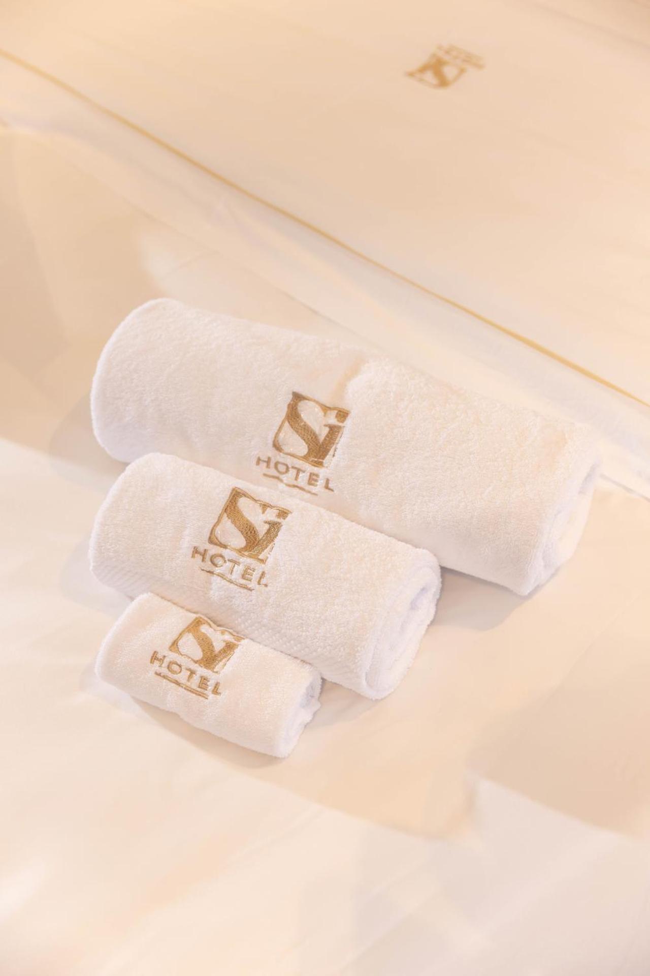 Si Hotel Tirana - Photo 92