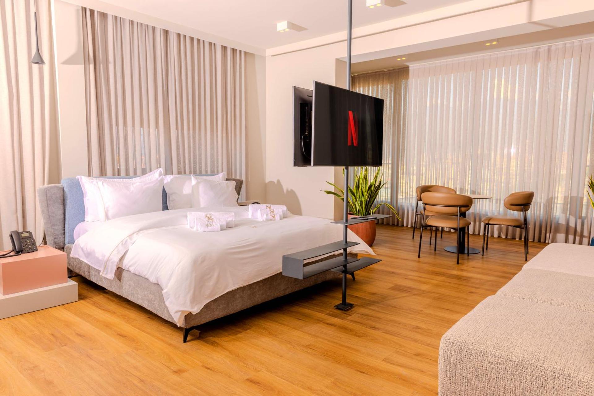 Si Hotel Tirana - Photo 6