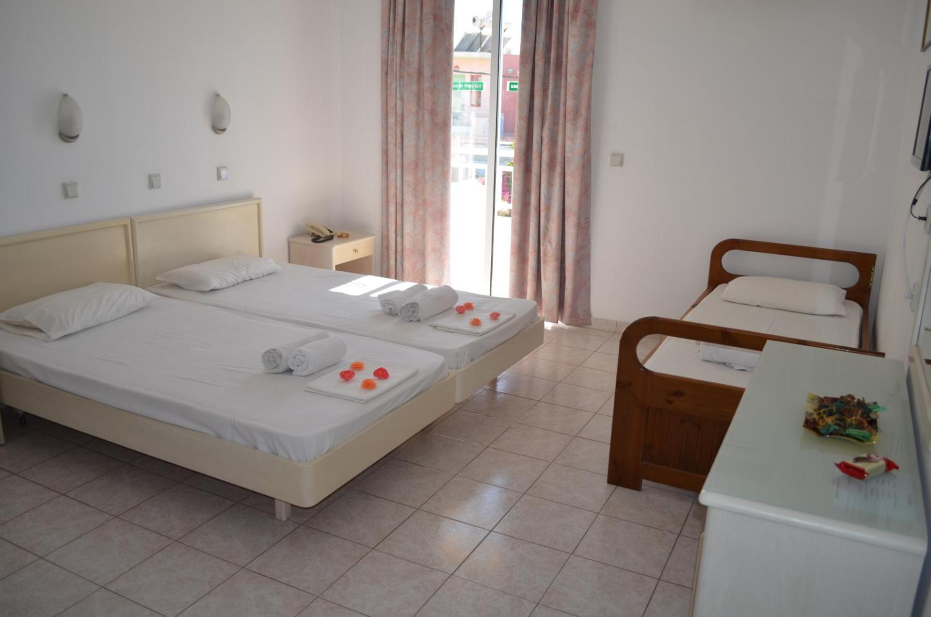 Studio (3 Adults) - Photo 4