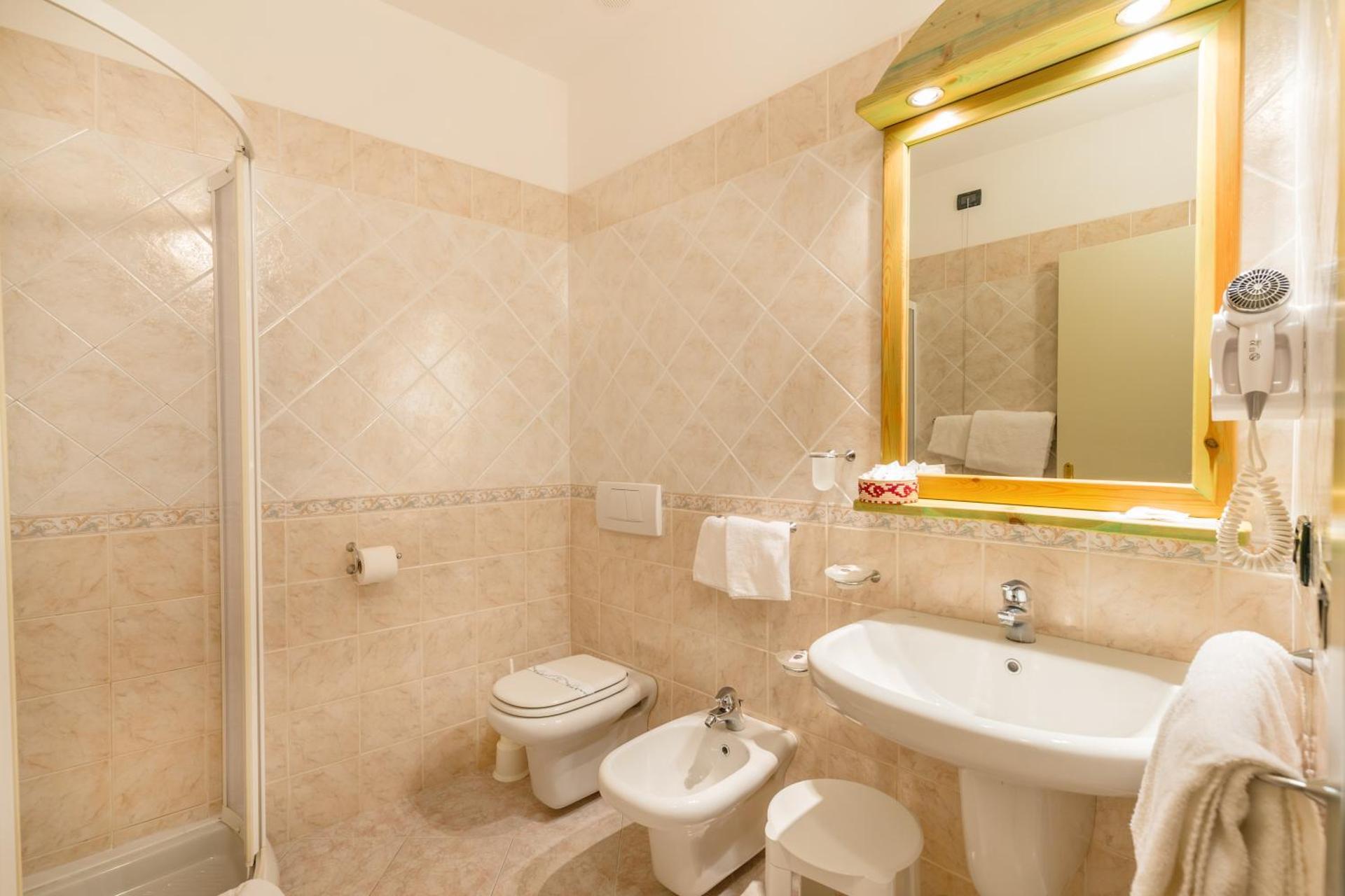 Hotel Rosa dei Venti - Photo 2