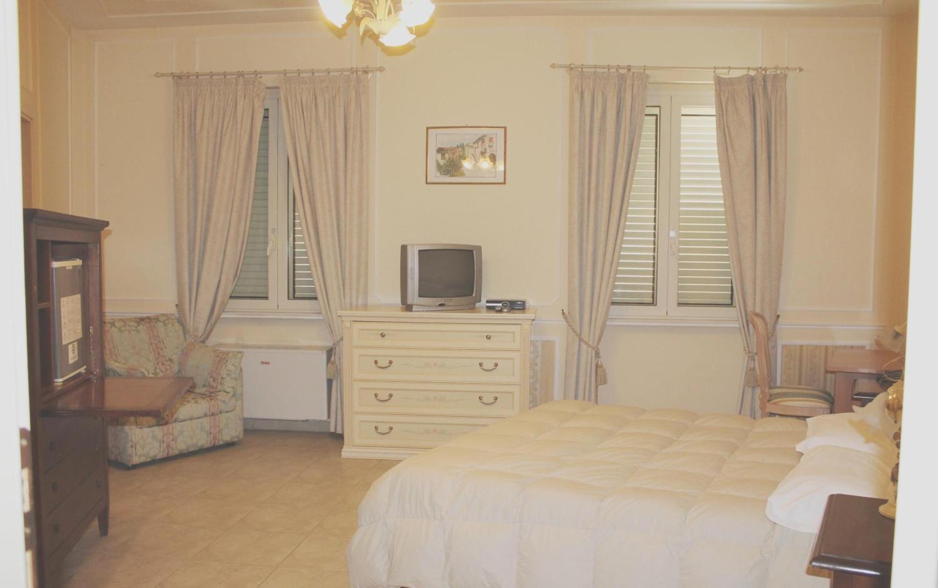 Hotel Rinascimento - Photo 20