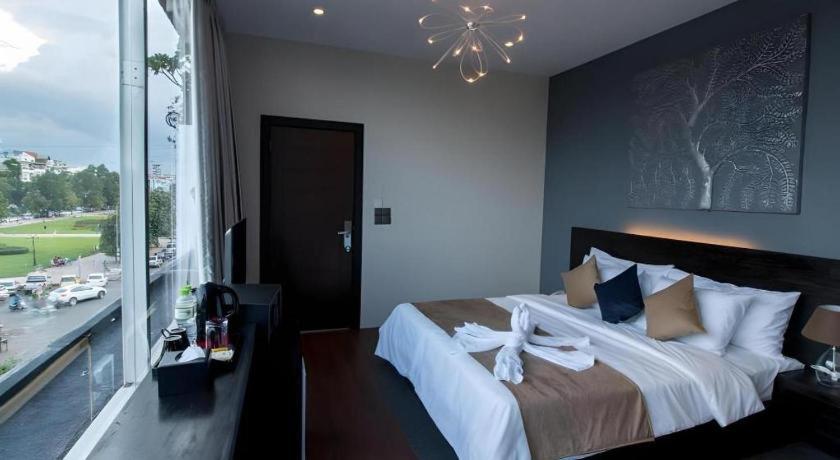 De Art Hotel - Photo 25