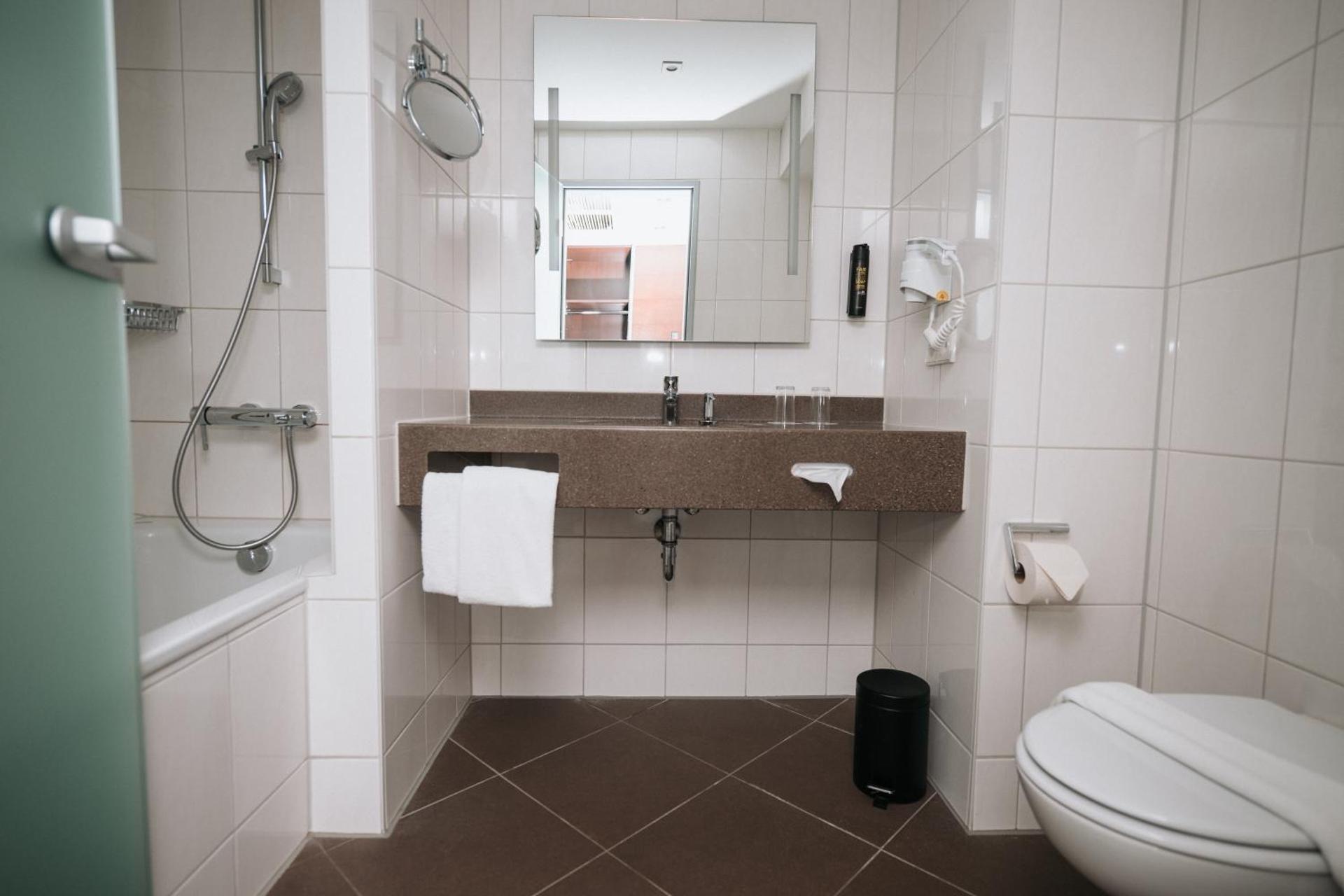 Feringapark Hotel by Coffee Fellows Hotels - Photo 47