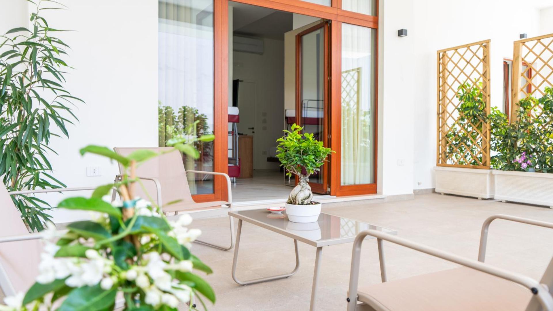 Quadruple Room with Terrace - Photo 4