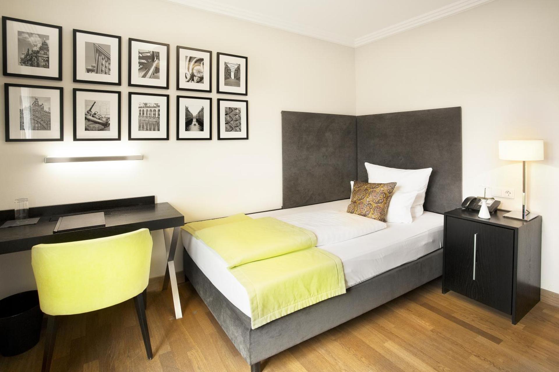 Hotel Hamburger Hof - Photo 9