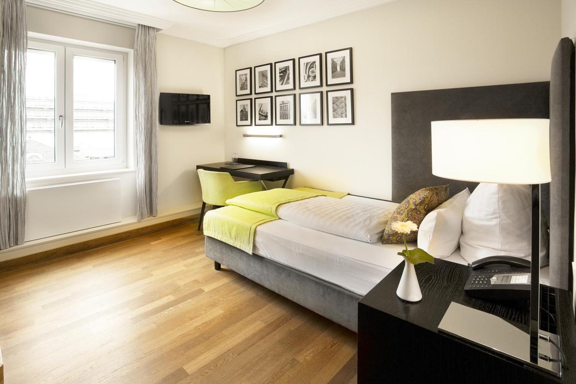 Hotel Hamburger Hof - Photo 10