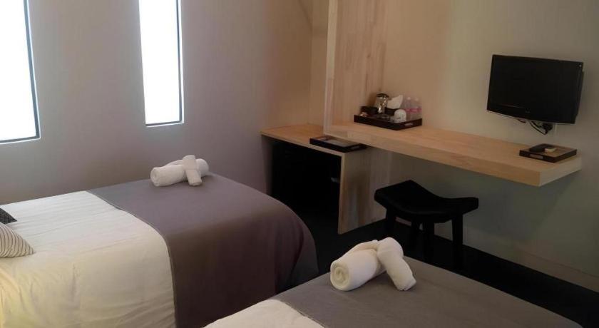 Bamboo9 Boutique - Photo 50