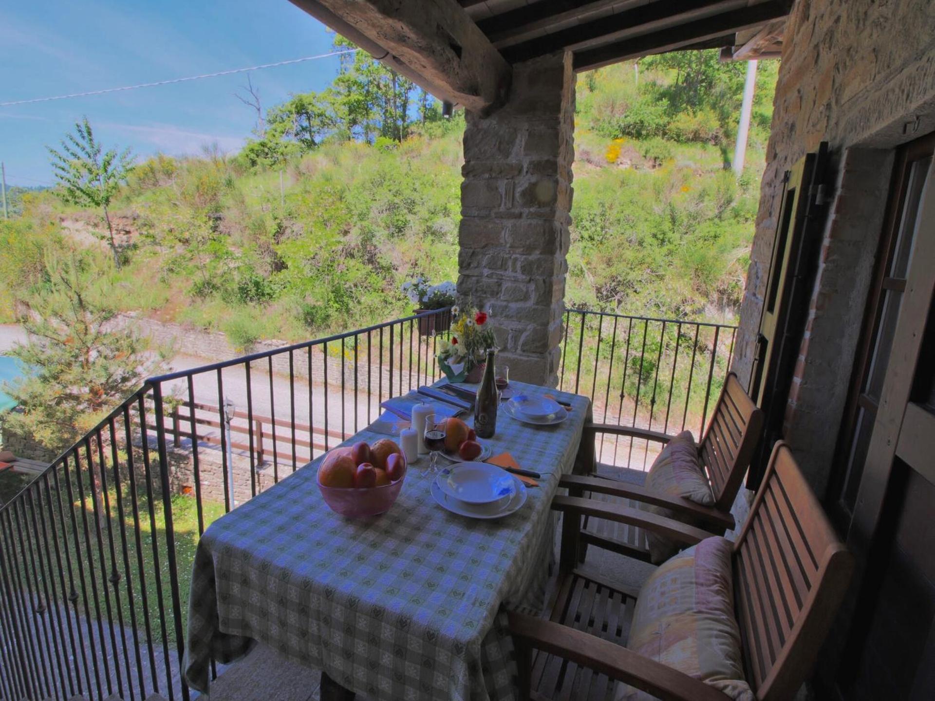 Farmhouse in Apecchio with Swimming Pool, Terrace, Garden - Photo 70