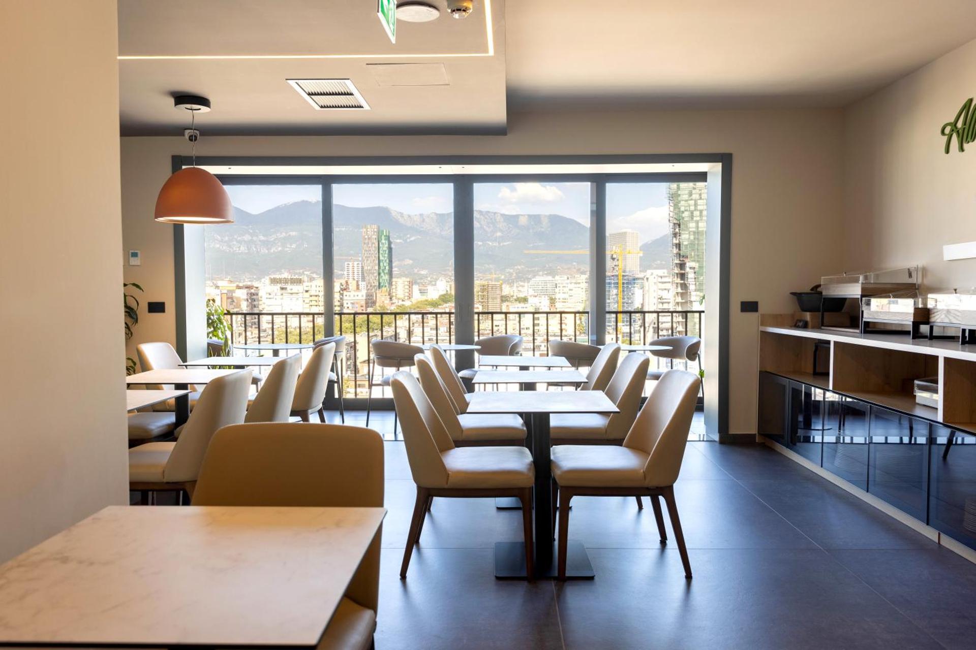 Si Hotel Tirana - Photo 17