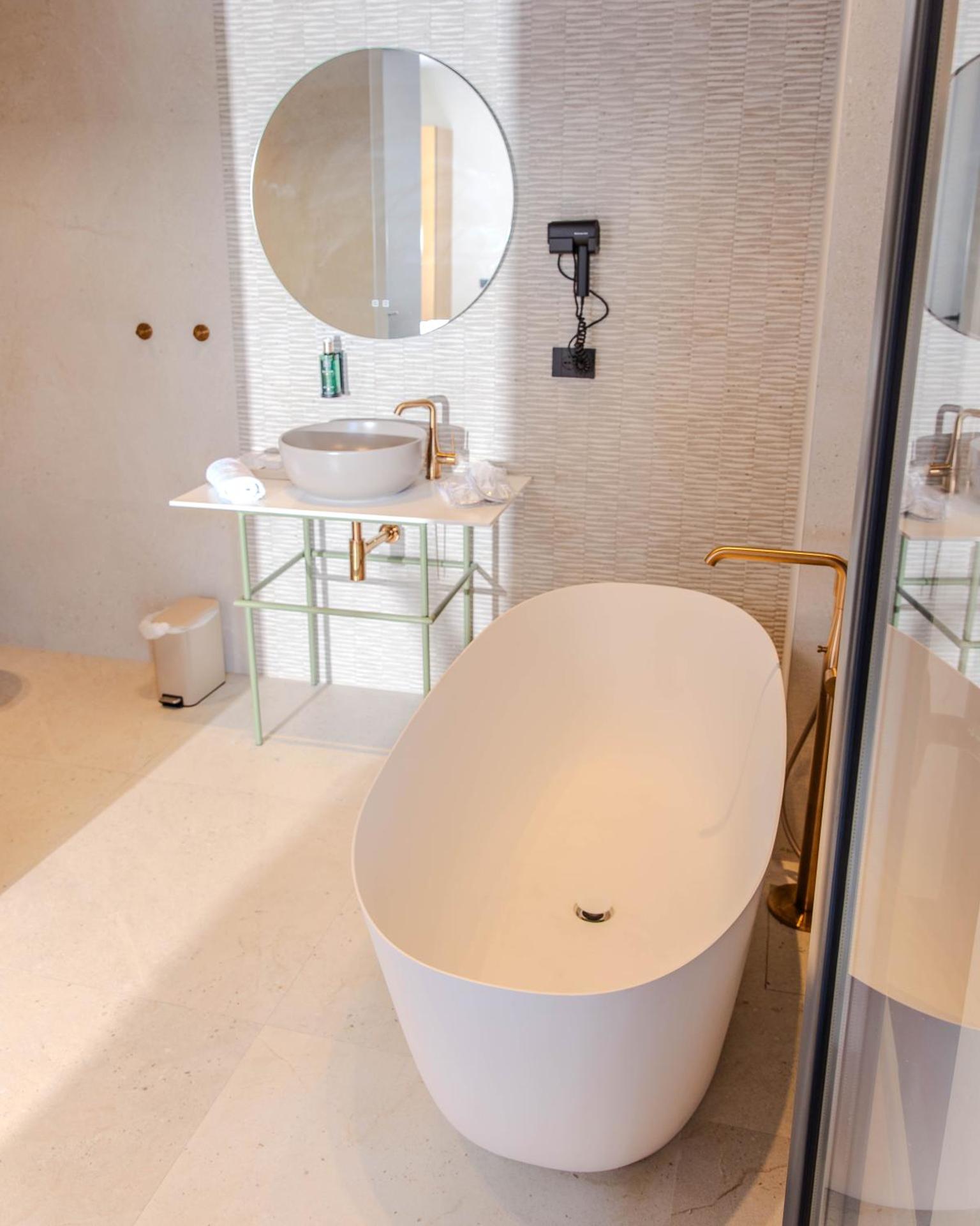 Si Hotel Tirana - Photo 13