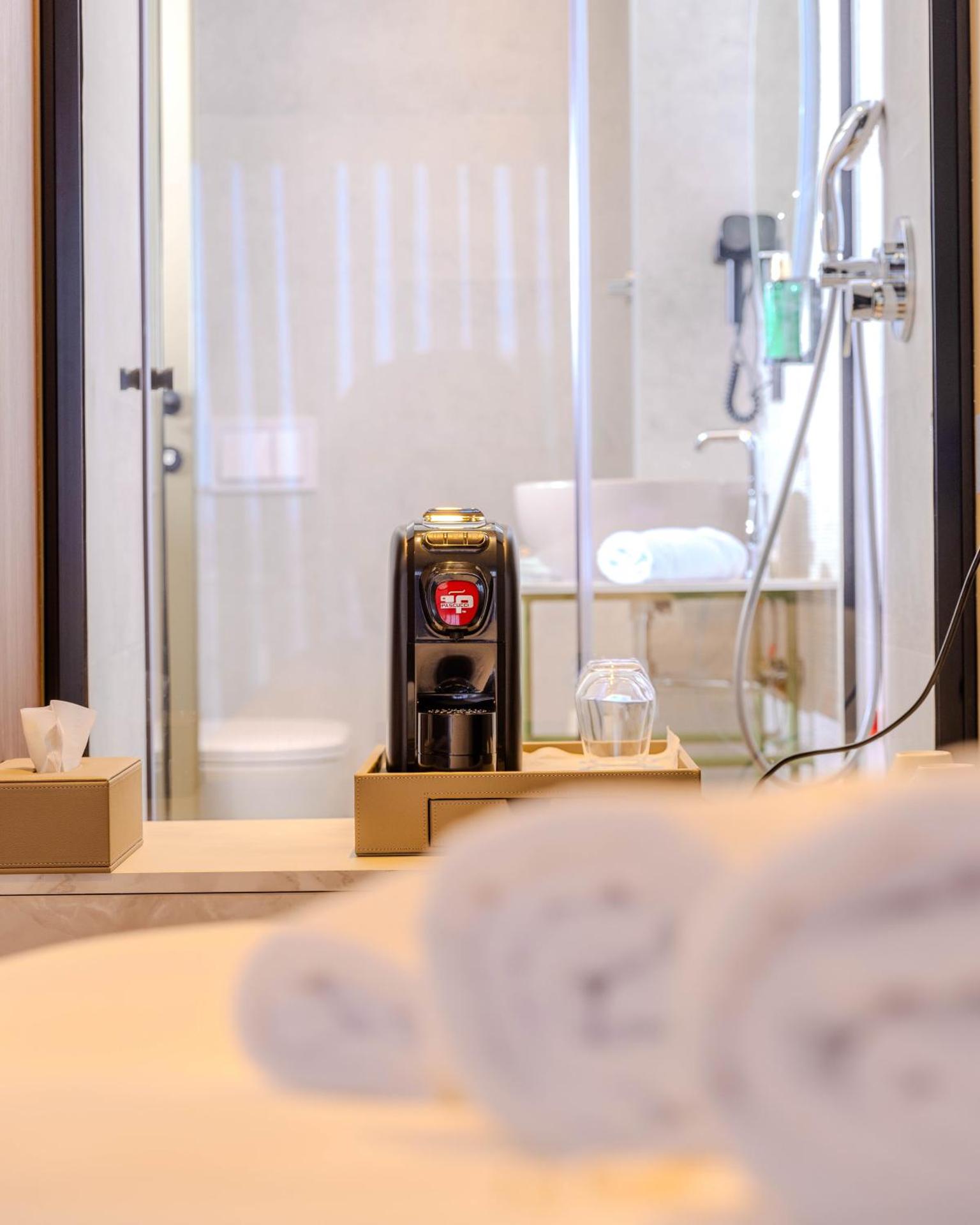 Si Hotel Tirana - Photo 68