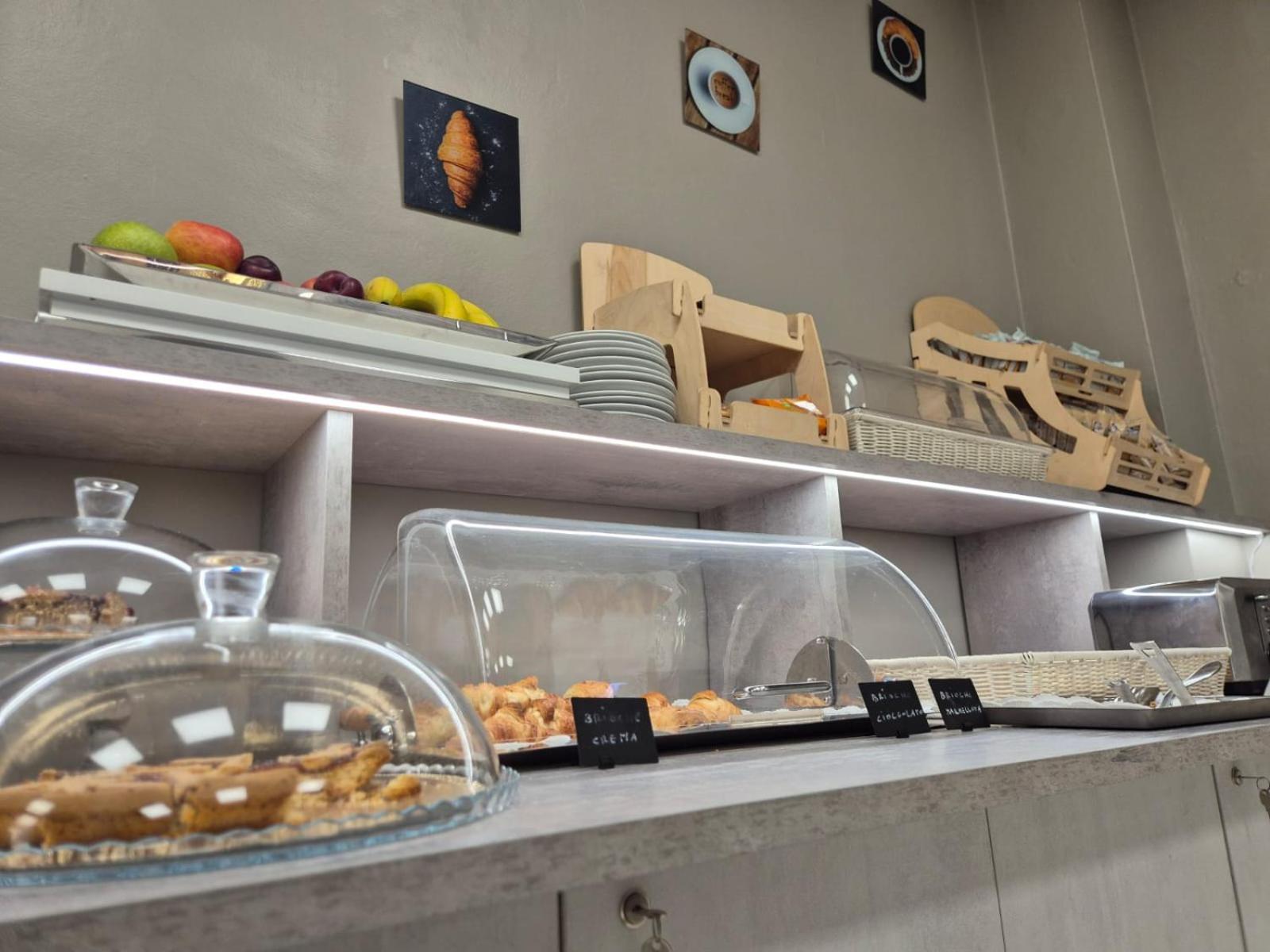 Hotel Continental - Photo 104