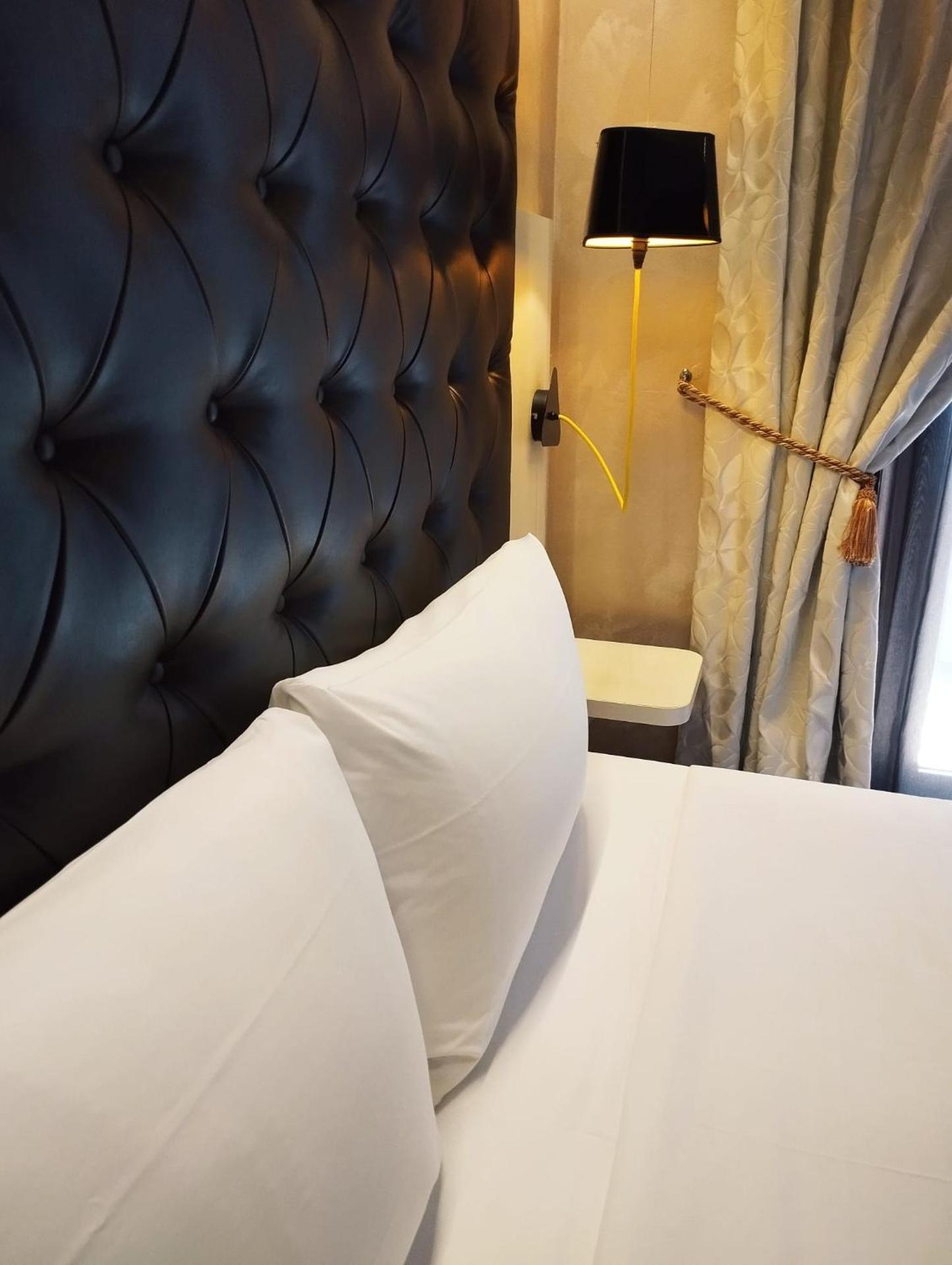 Hotel Continental - Photo 48