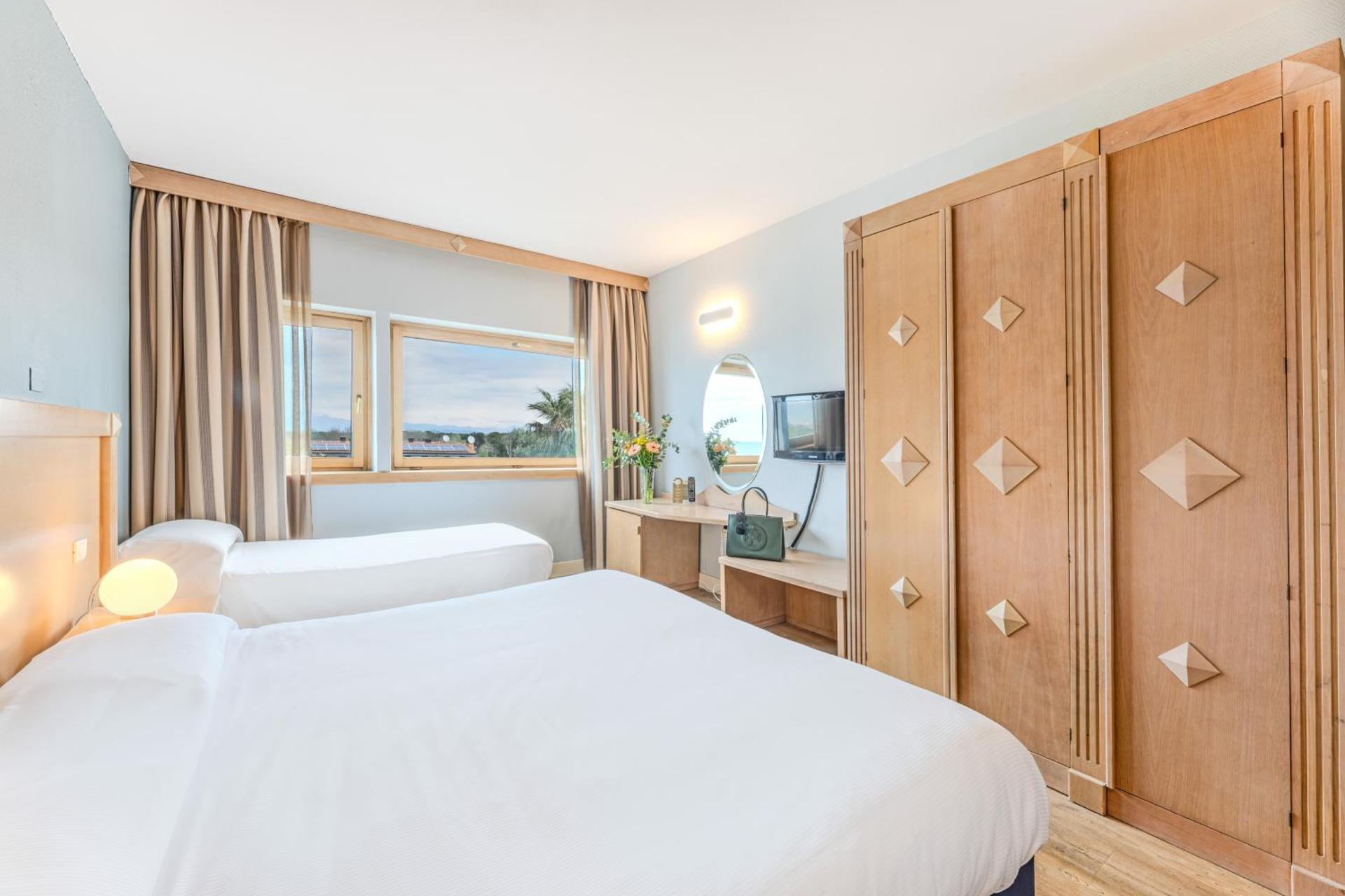 Grand Hotel Continental - Photo 43