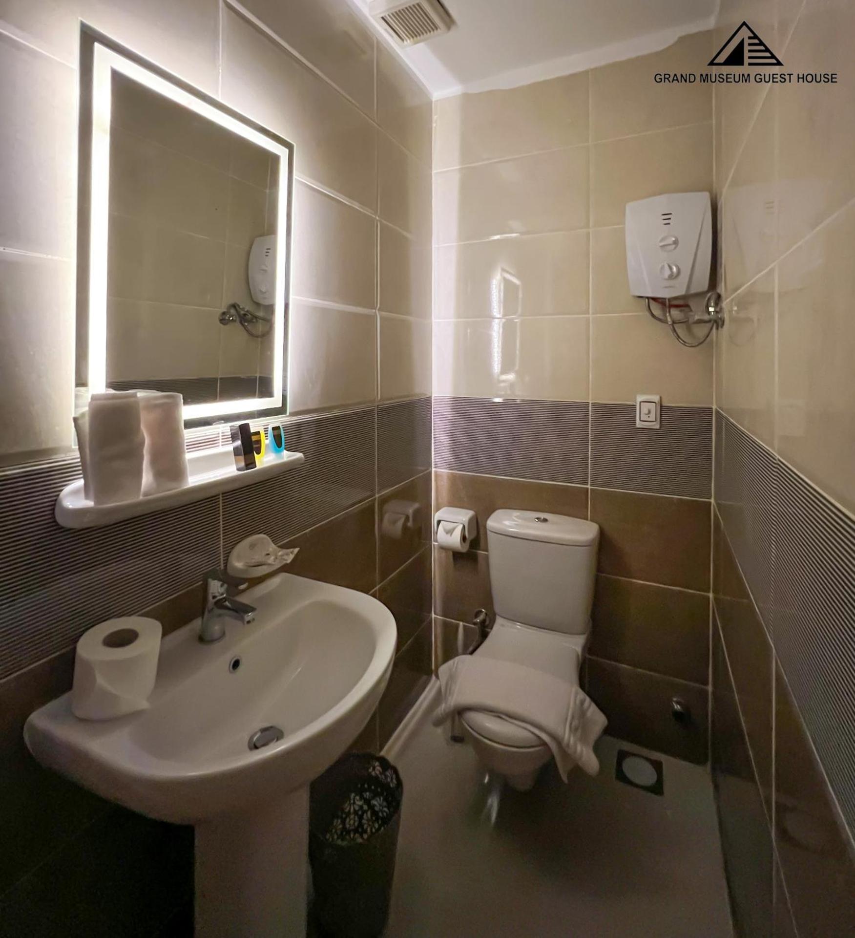 grand museum view hotel - Photo 14