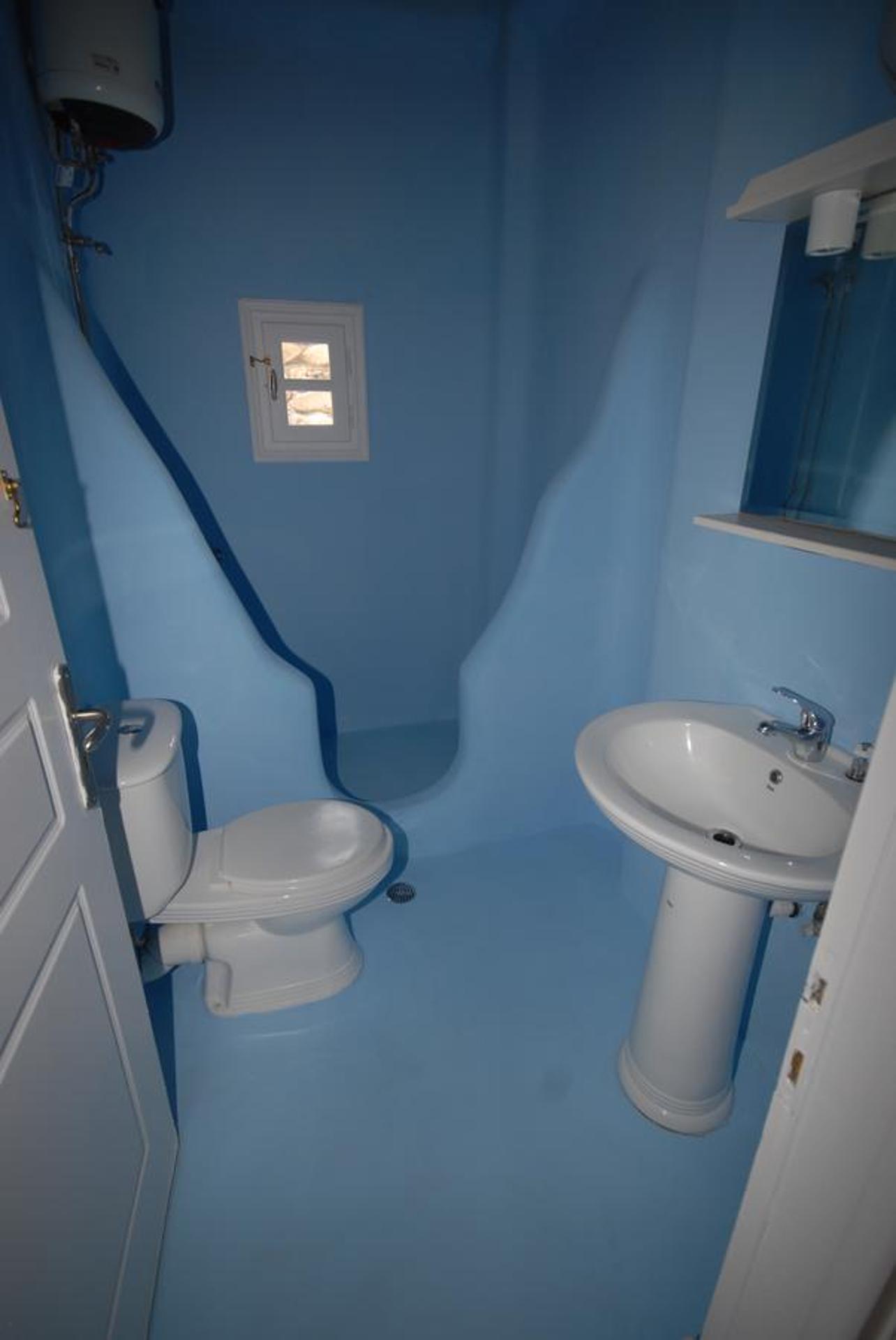 Adonis Rooms - Photo 26