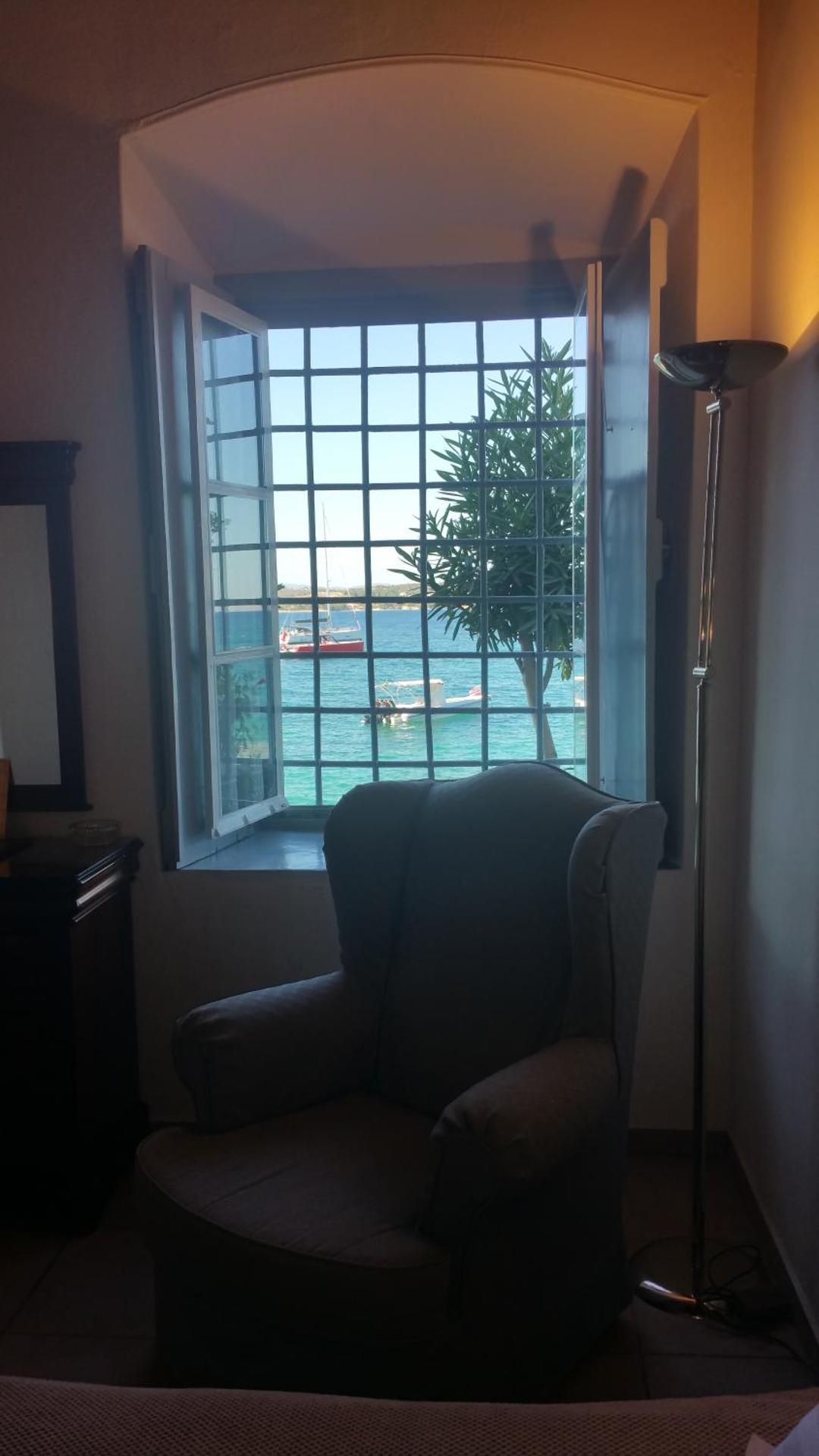 Economou Mansion - Photo 6