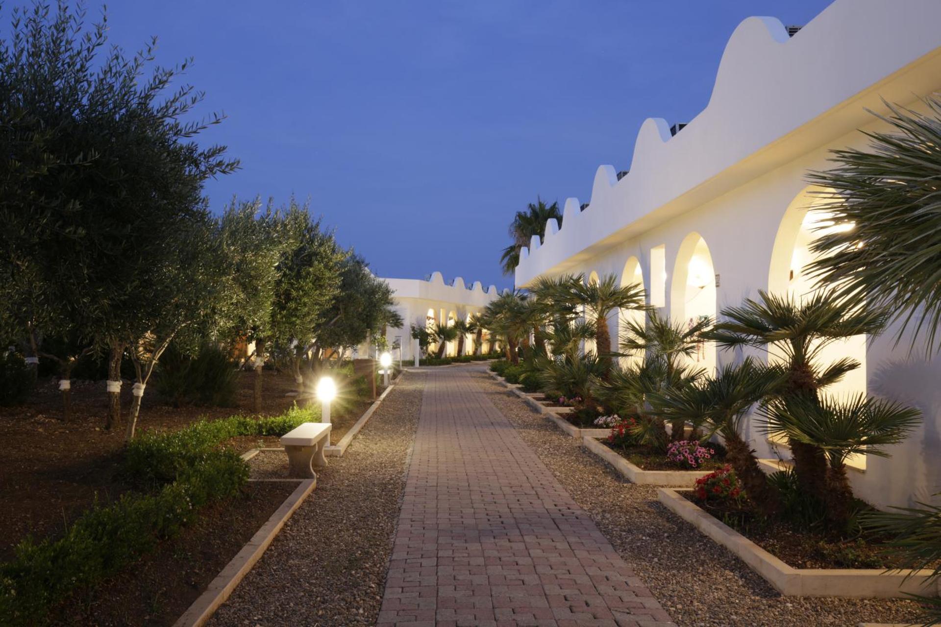 Garden Hotel Ripa - Photo 107