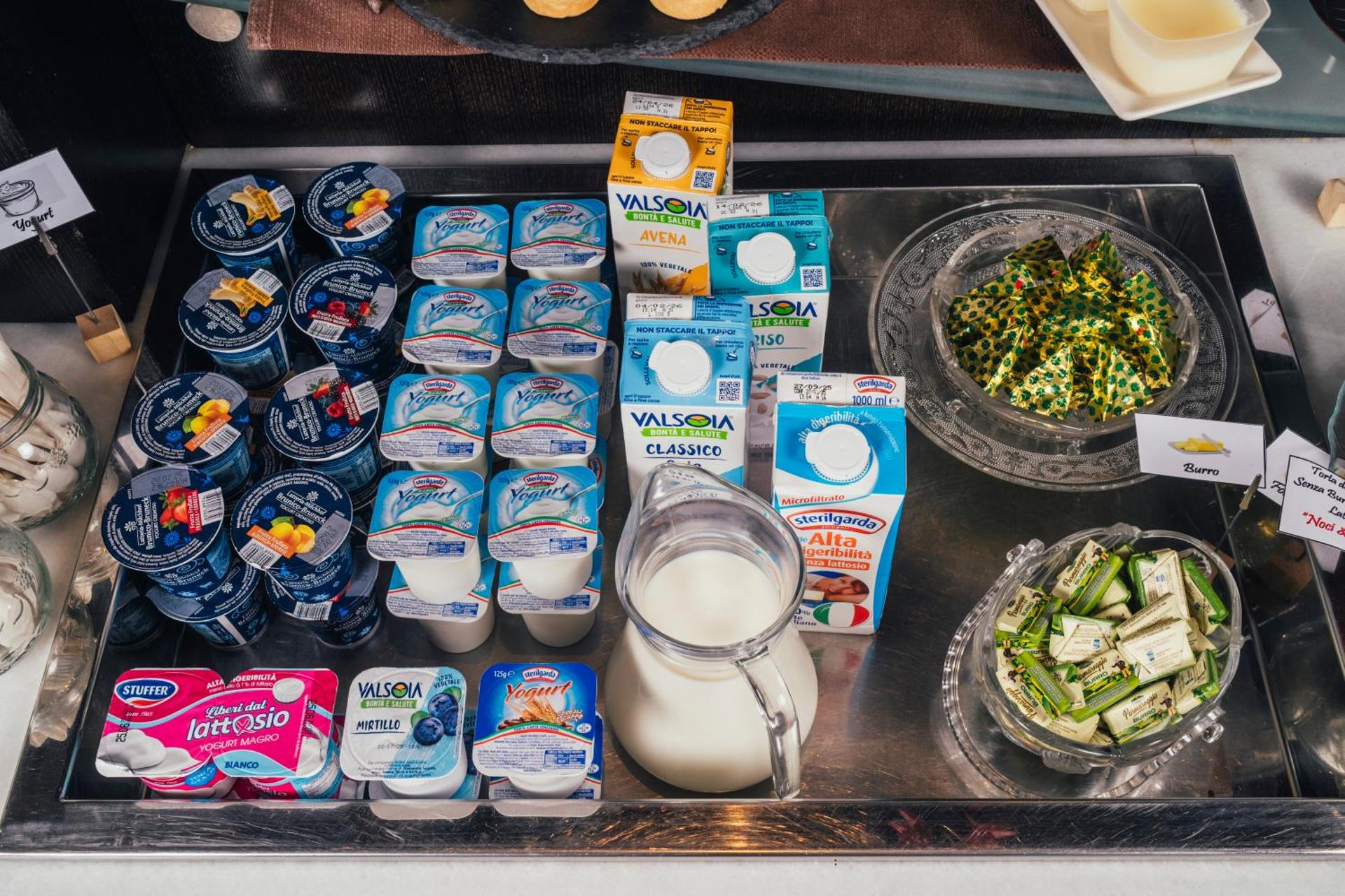 Euro Hotel - Photo 22