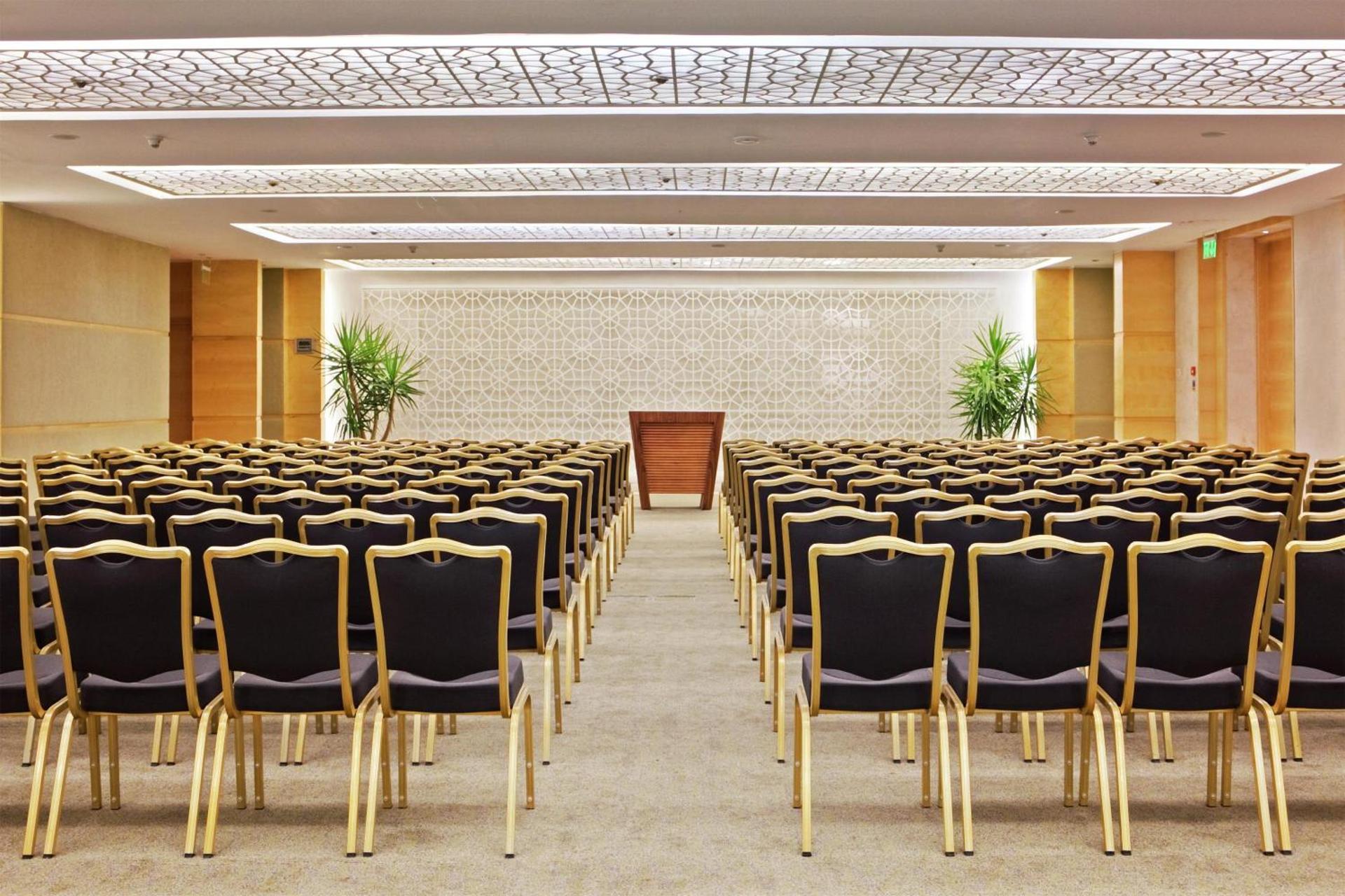 Hilton Luxor Resort & Spa - Photo 76