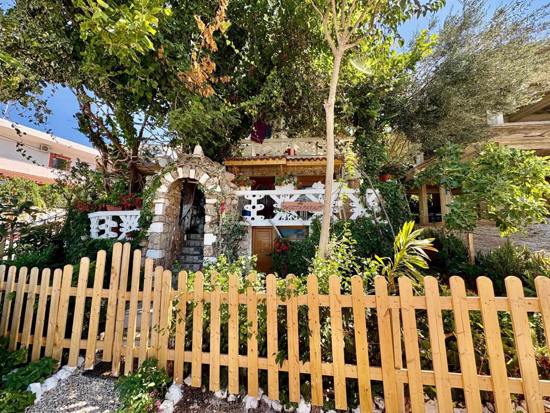 Mustafaraj Apartments Ksamil - Photo 17