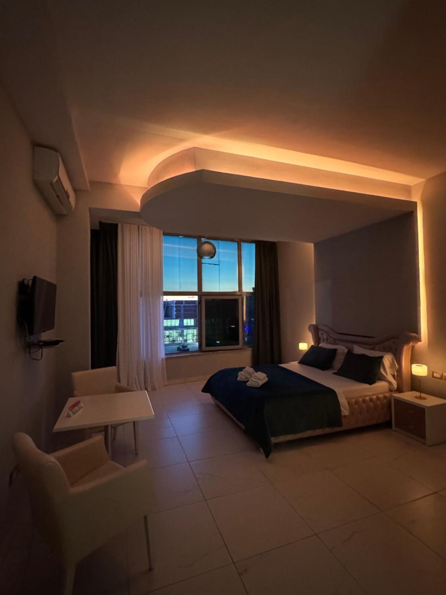 Grand Hotel Gjyshi - Photo 50