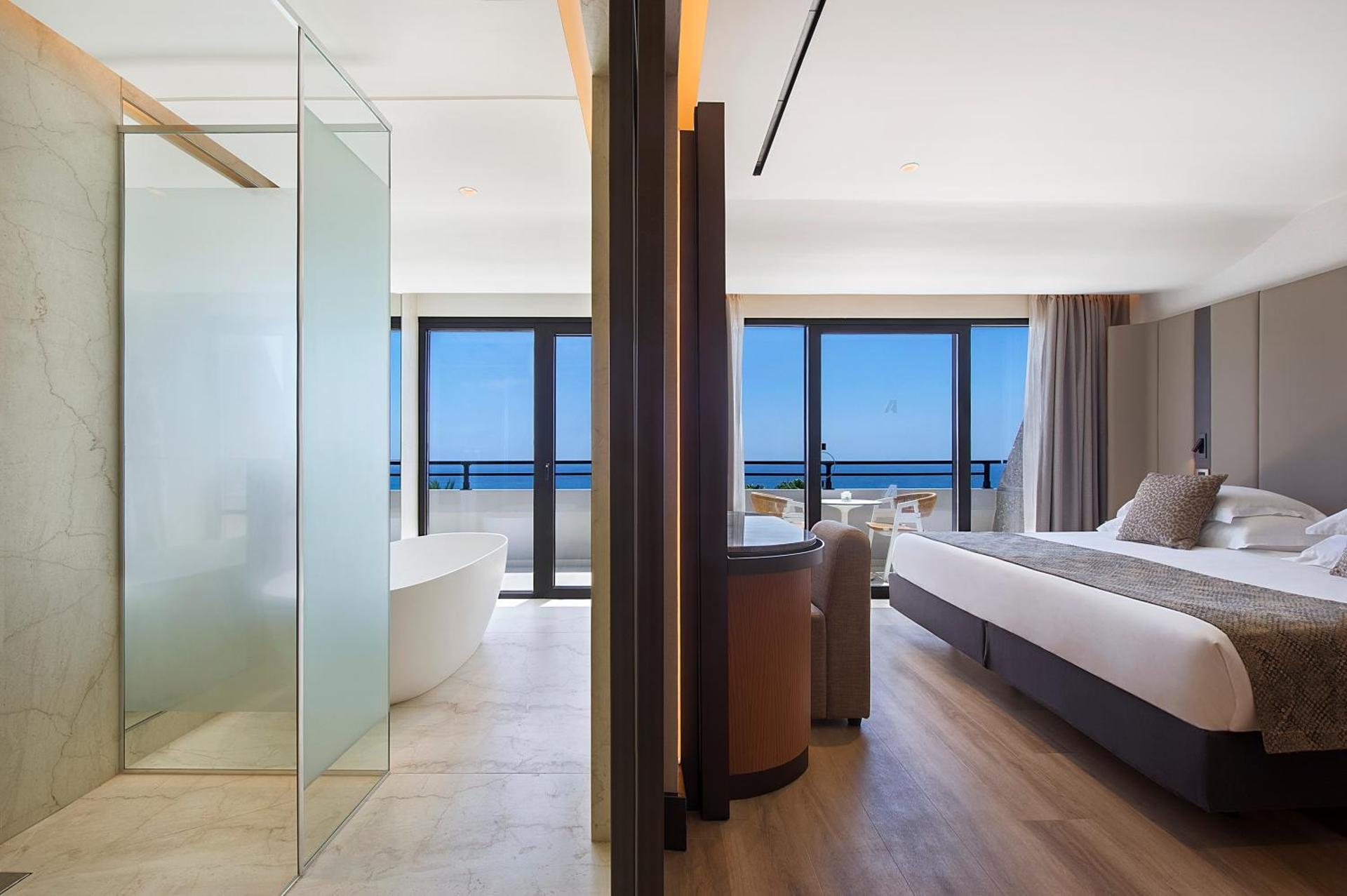 Amathus Beach Hotel Limassol - Photo 39