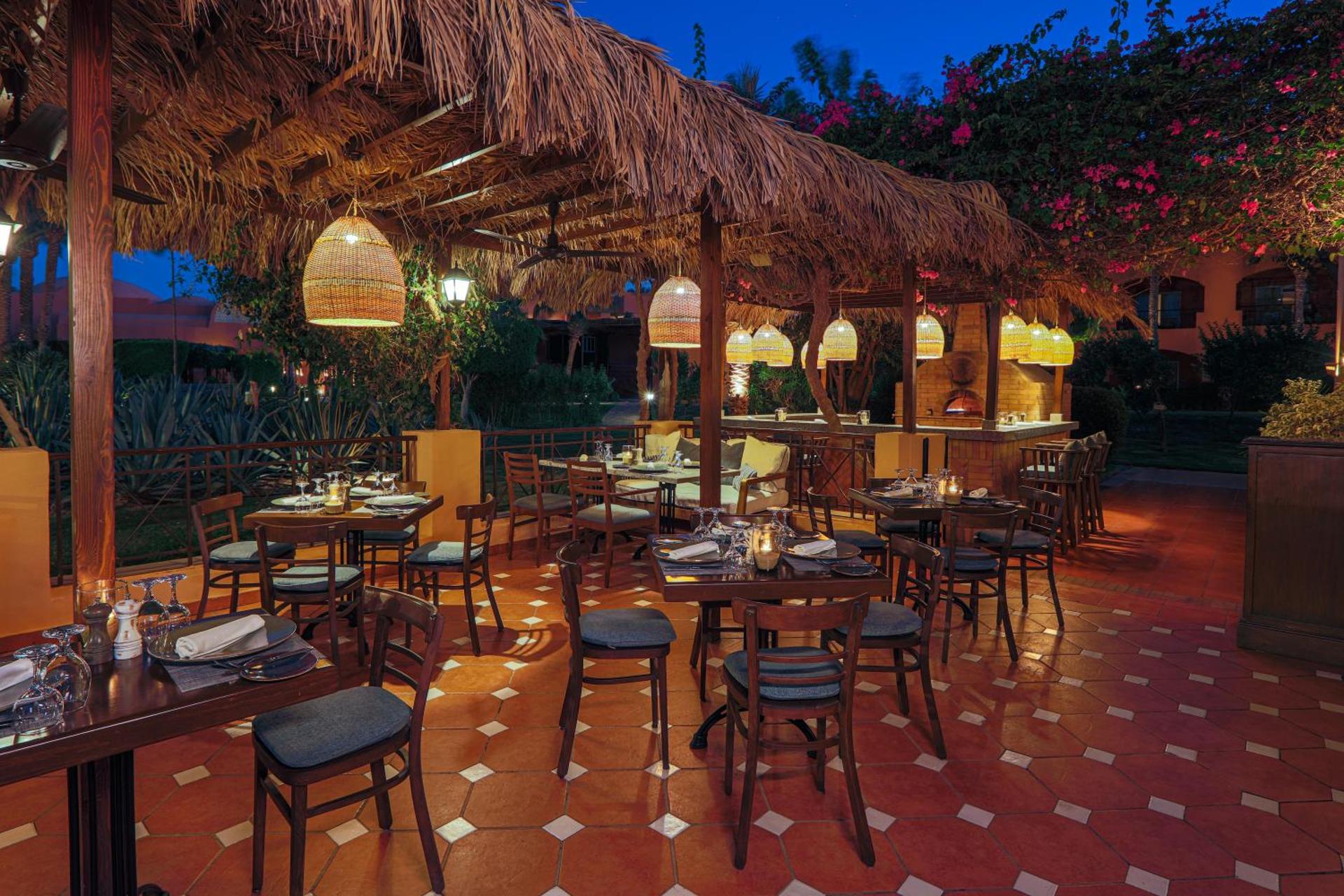 JAZ Makadi Oasis Resort - Photo 11