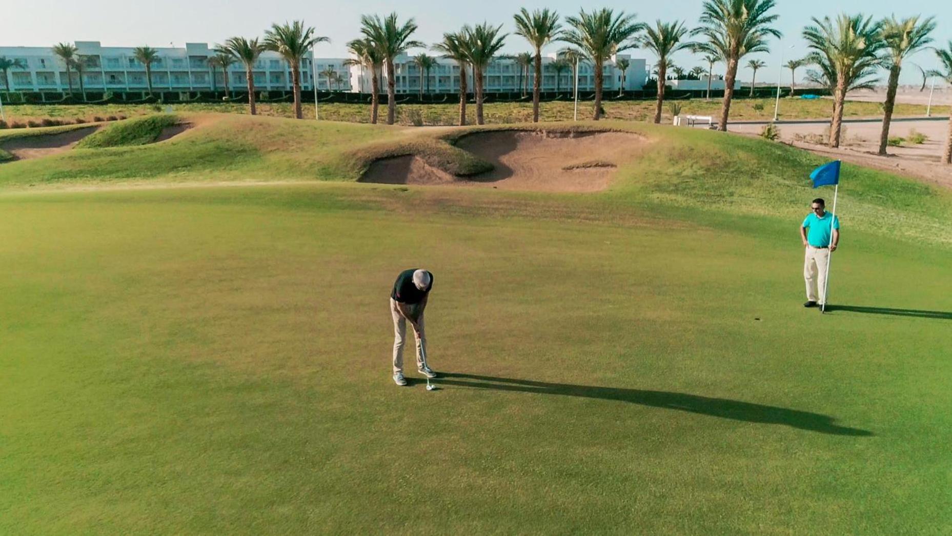 JAZ Makadi Oasis Resort - Photo 49