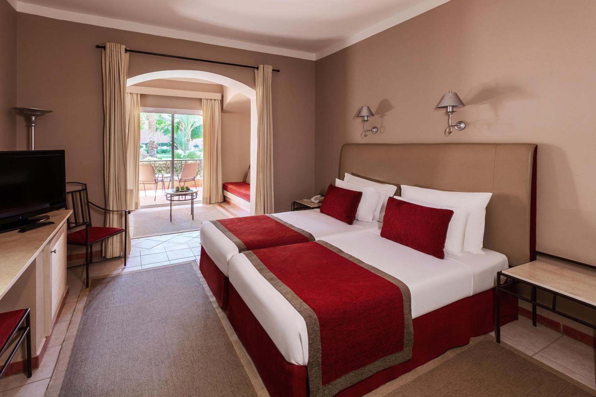 JAZ Makadi Oasis Resort - Photo 51